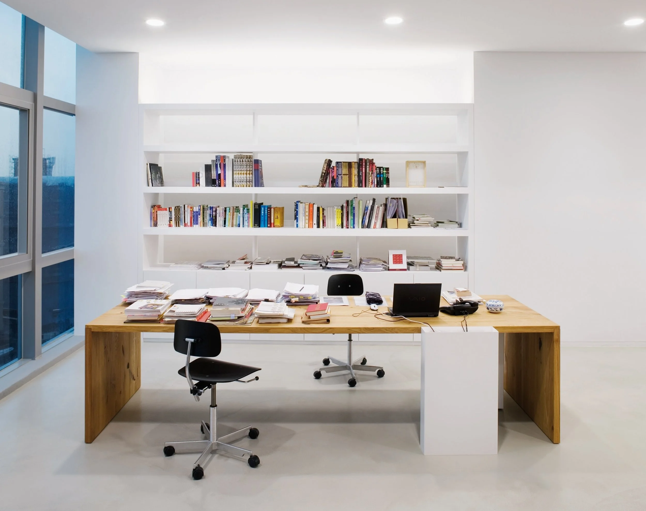 001_FL09_Office_CEO_1 rz.jpeg