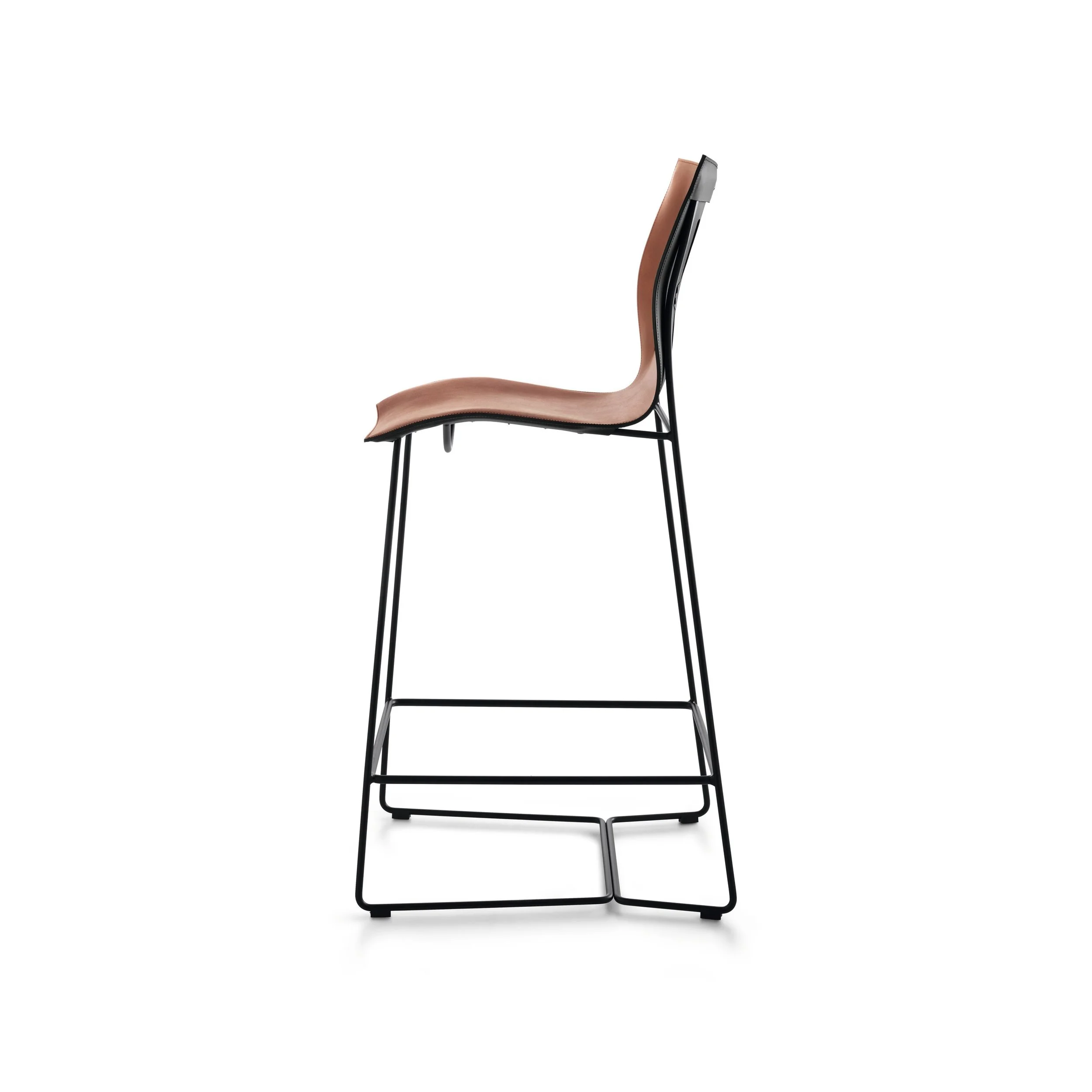 WK_Cuoio_Barstool_002_tif_4fa7380218.jpg