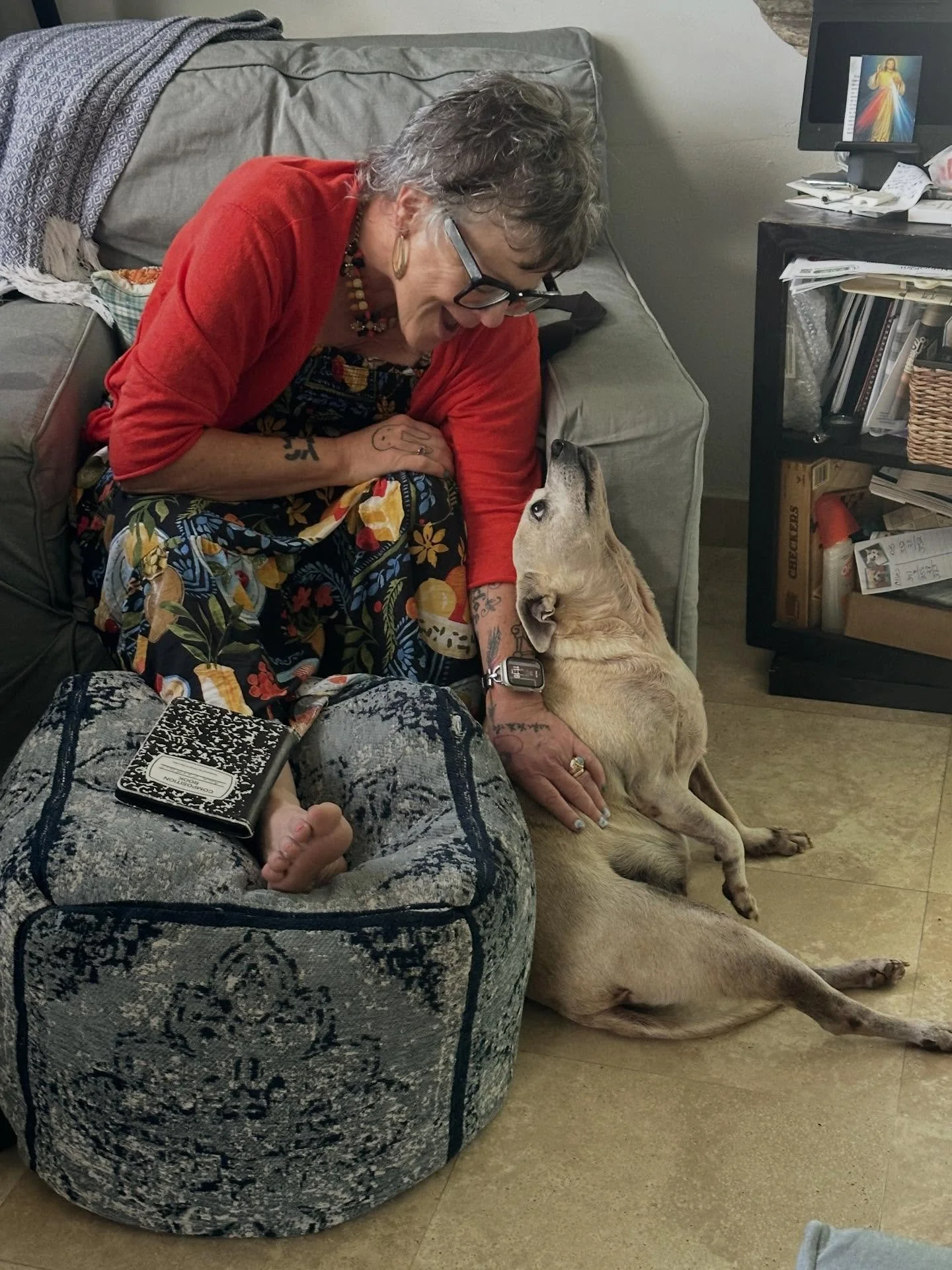 If hanging at my Titi&rsquo;s house was a photo, this would be it. ❤️