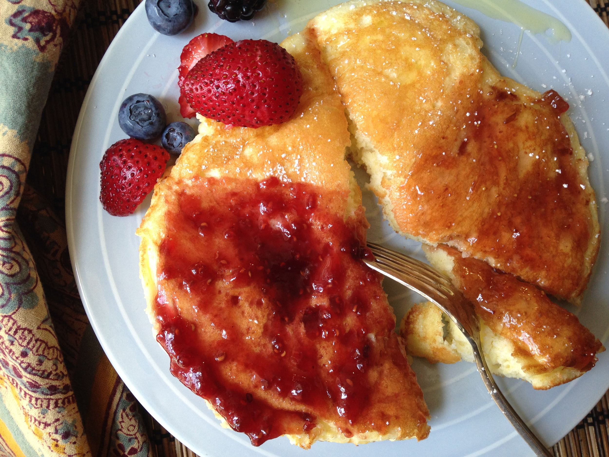 Sweet Soufleed Omelet With Jam. Scroll down for the recipe! 
