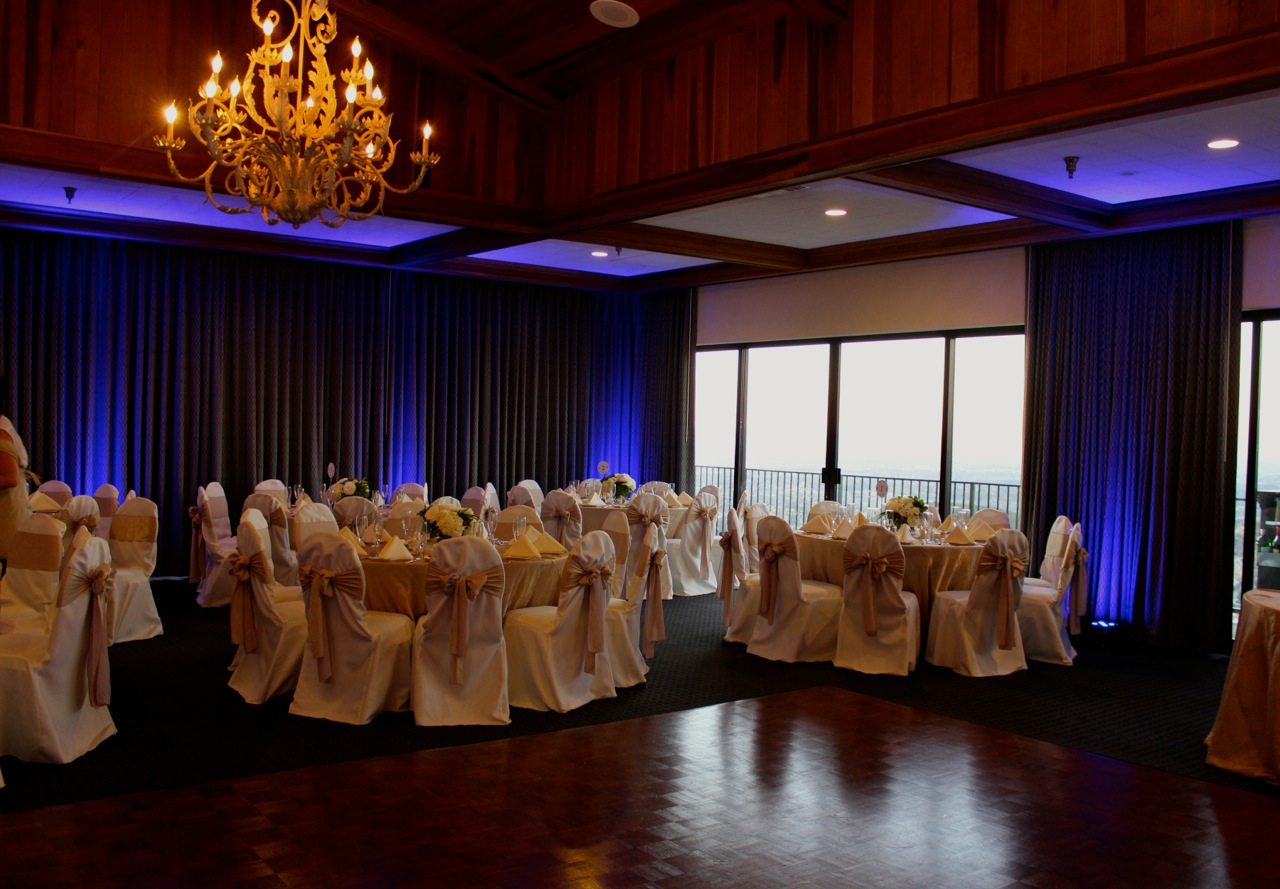 An Example Of Our High Lumens Uplighting In Broad Daylight