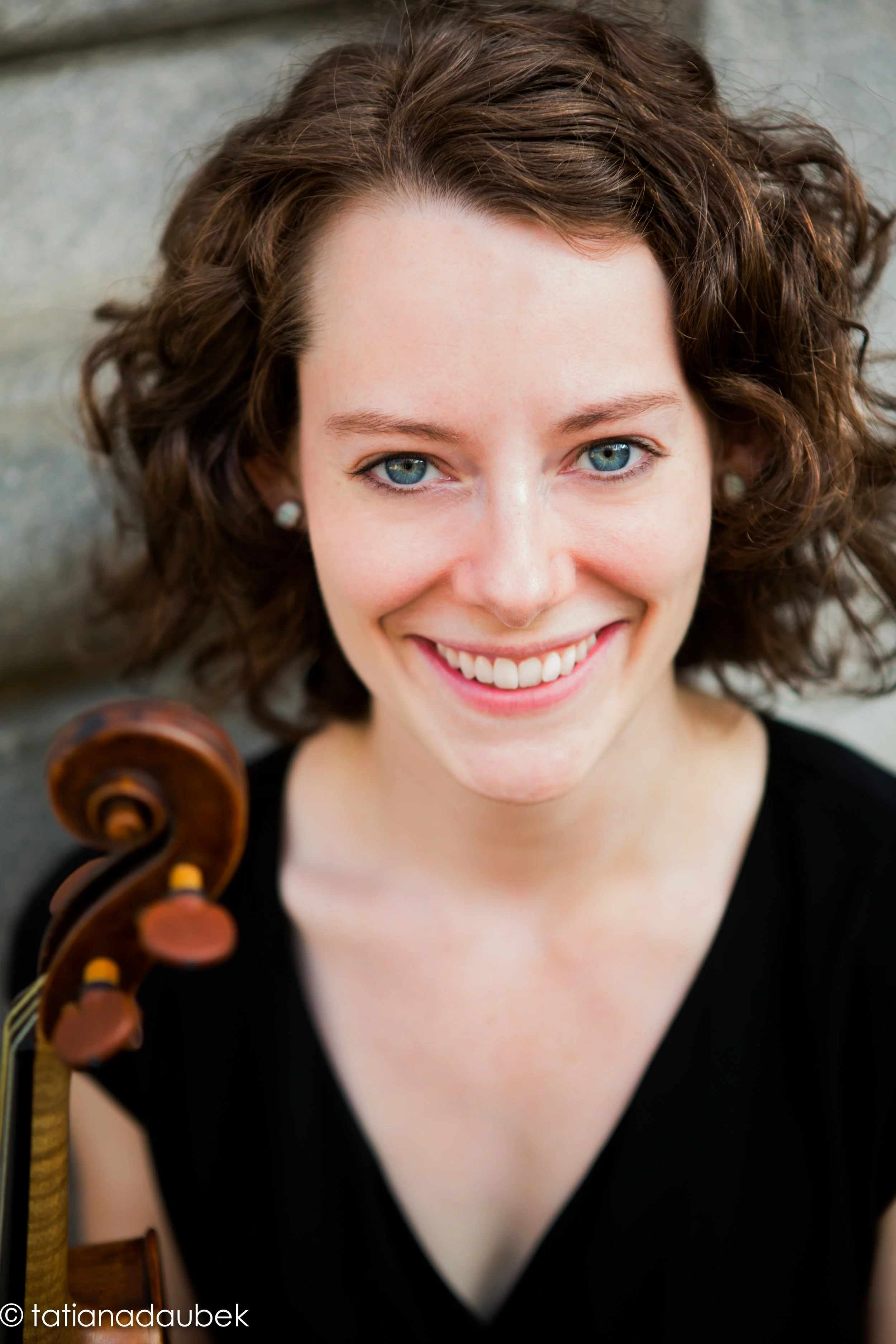 Emily Dahl-Irons, viola