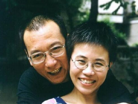 PEN is calling for the immediate and unconditional release of Liu Xiaobo and wife, Liu Xia.