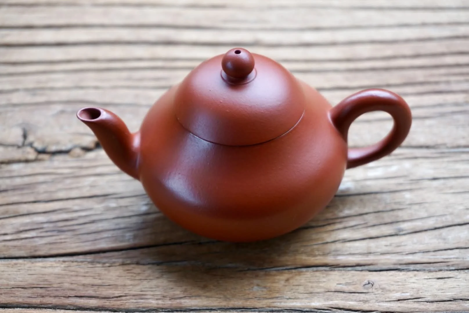Yixing Zhu Ni Li Xing Teapot 4.jpg