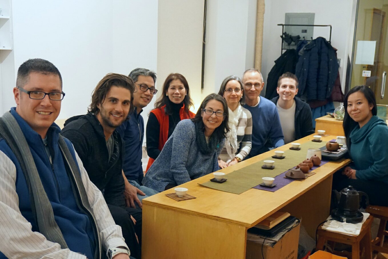 Meeting tea friends from Long Island on a snow-rain mixed afternoon. Nothing can stop the passion for tea!