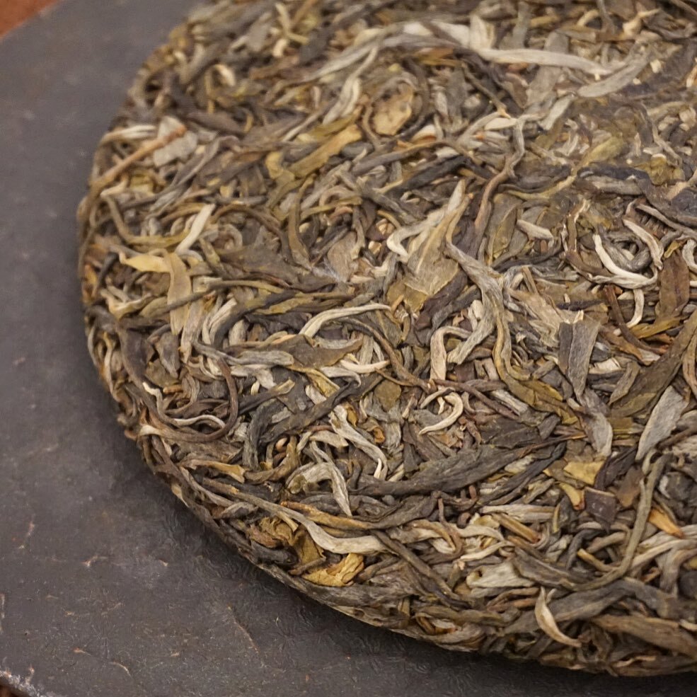 A young raw puerh that isn&rsquo;t loud but speaks of the region that produced it. 
2021 Yiwu Raw Puerh is now available.
.
.
#puerh #yiwu #tea #普洱茶 #teacake #teashopnyc #tshopny