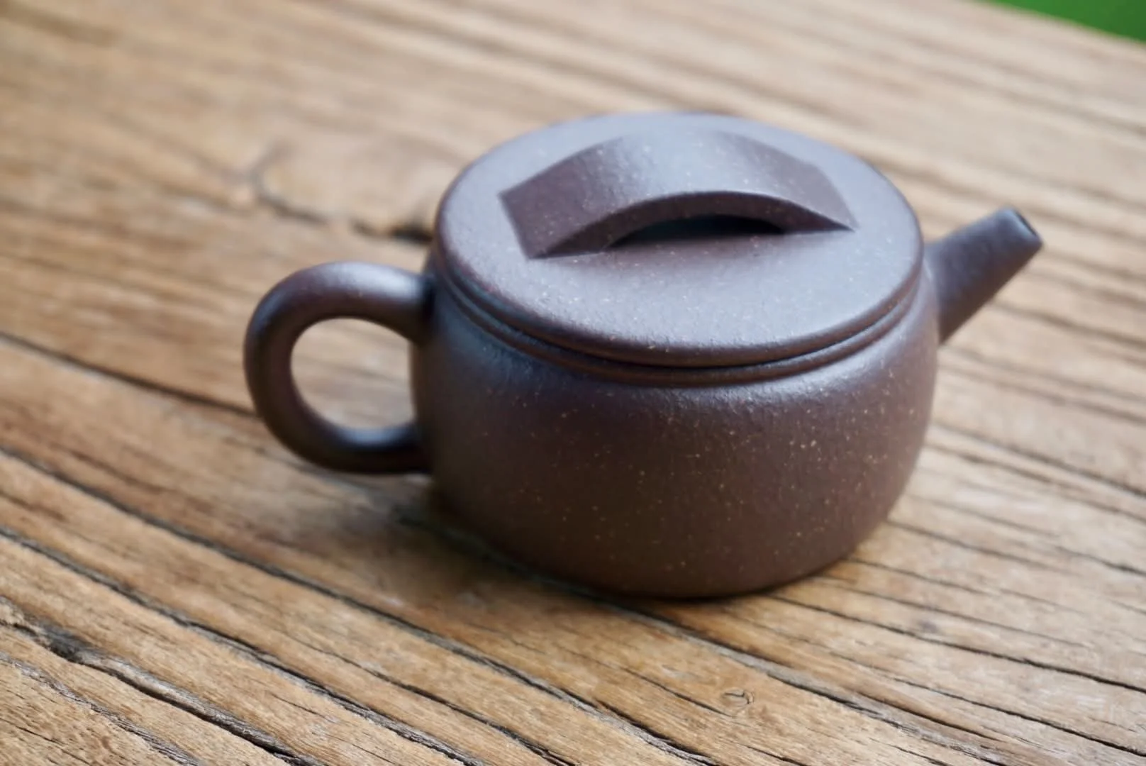 Yixing Lao Zi Ni Mini Han Wa Teapot 7.jpg
