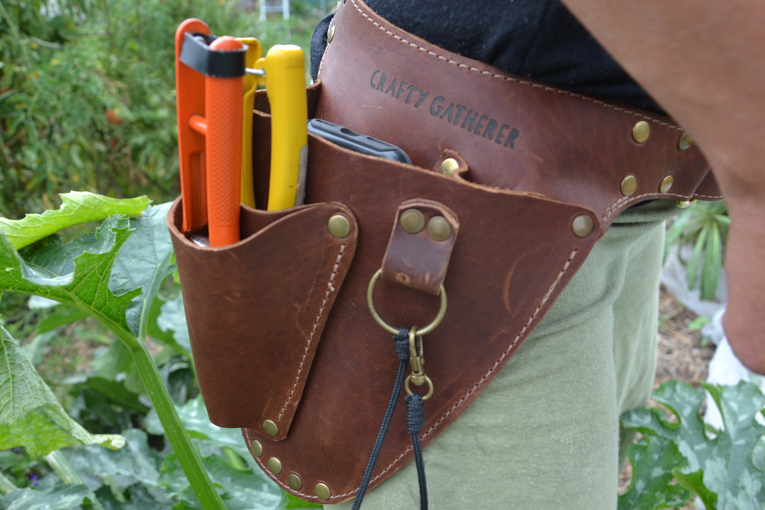 garden tool holster