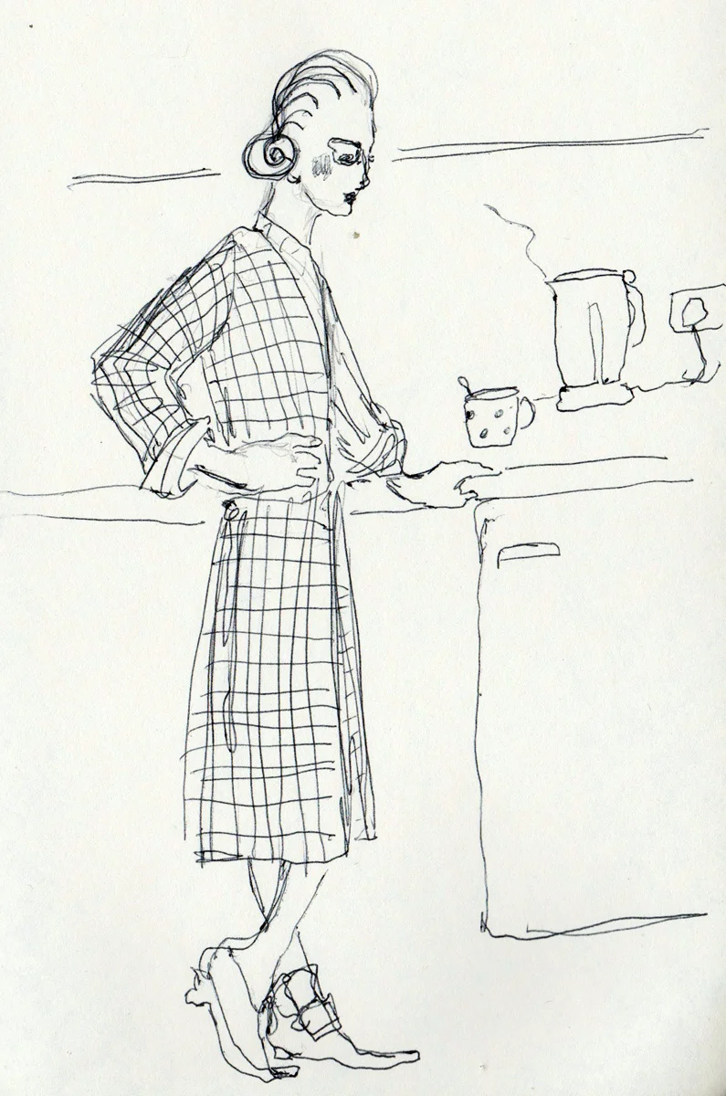 Saul, circle-level kitchen