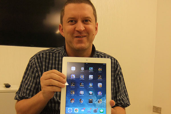 Nigel Speight has over 25 years of experience, over 75 published products including over 25 digital titles for Apple, Android and Blackberry.