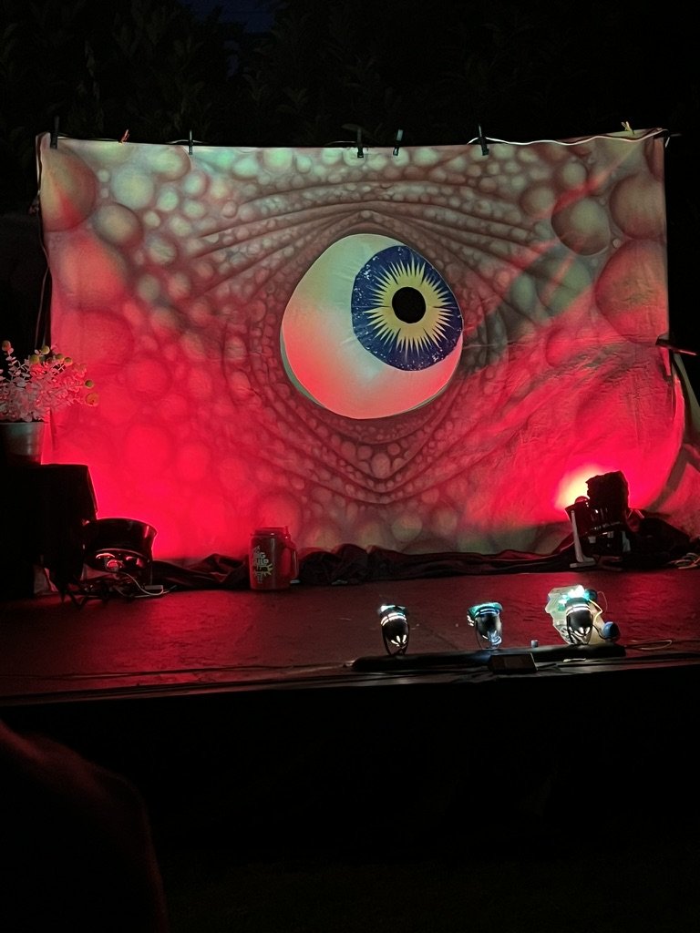 eyeball-stinkypineapple.jpeg