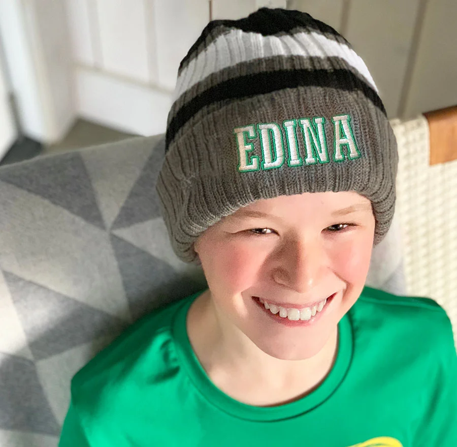 ian hat edina.jpg
