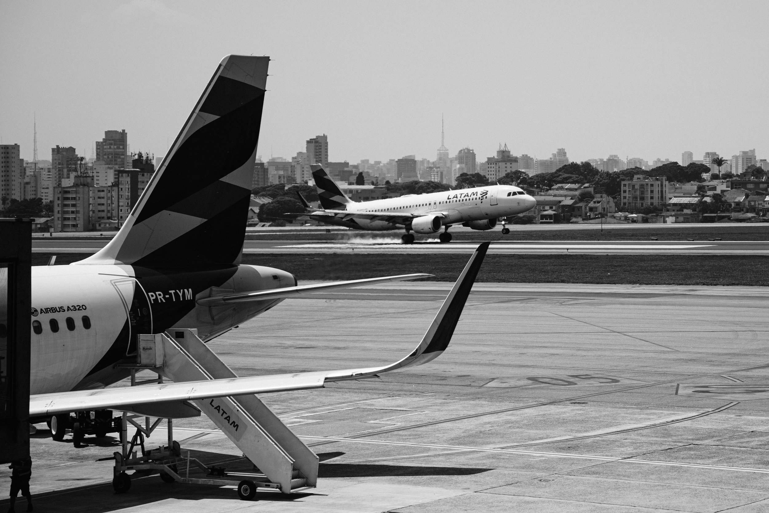 fotografando-avioes-em-congonhas-ricardo-franzen-fotografia-de-rua-pov-operacao-aeroporto-casimiro-50.jpg