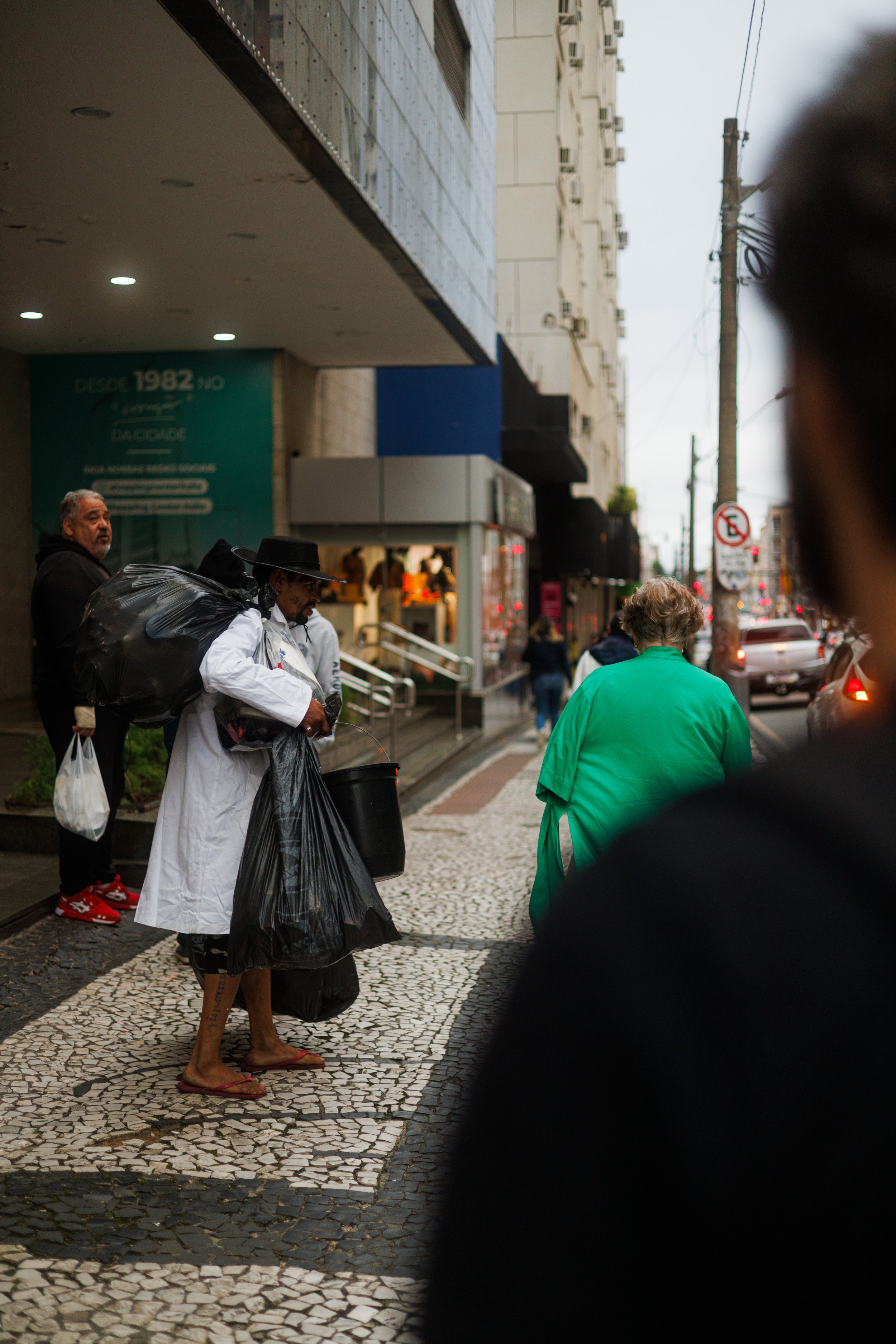 50mm-fotografia-de-rua-50mm-ricardo-franzen-street-photography-brazil-34.jpg