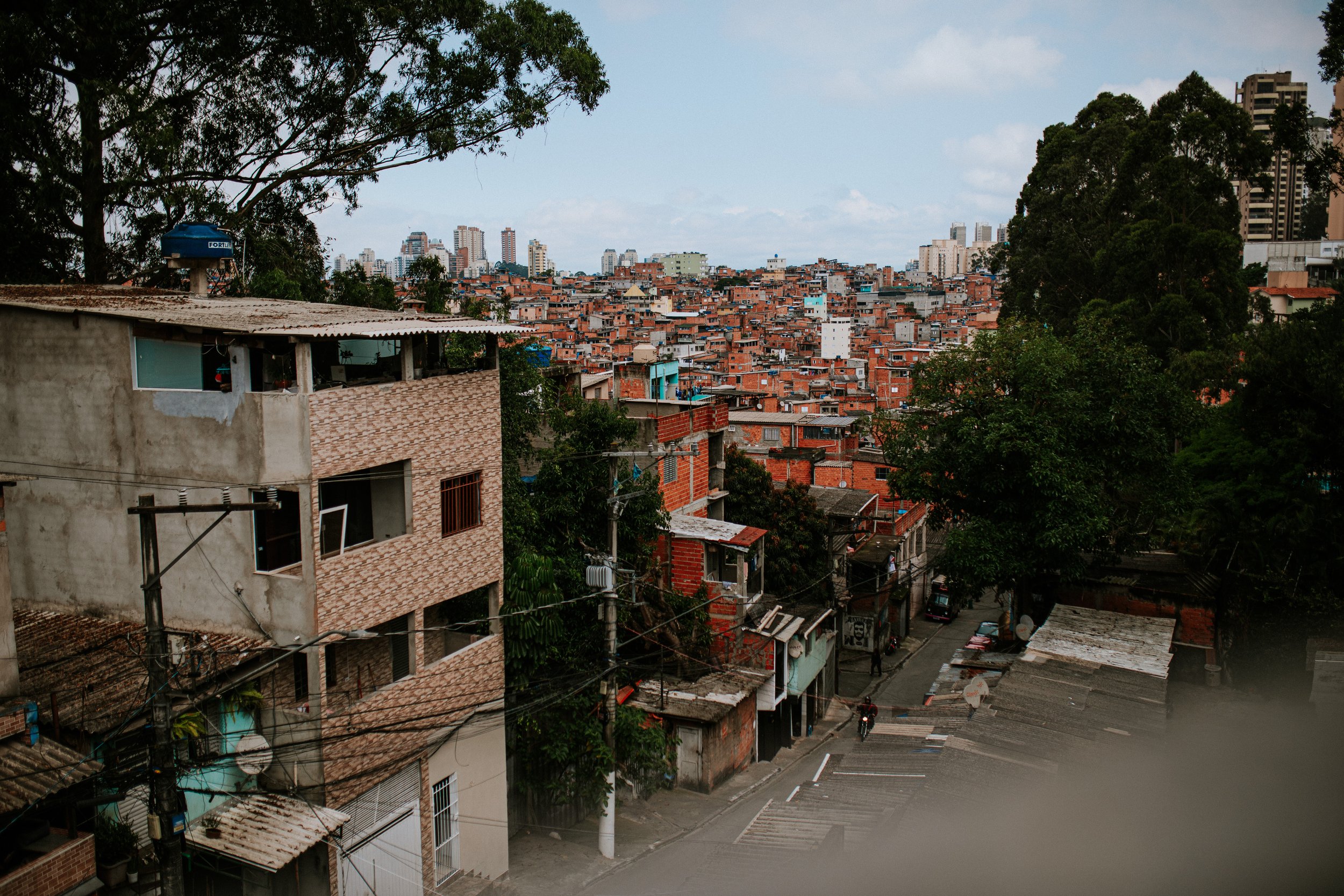 educaca-na-favela-de-paraisopolis-faculdade-na-favela-unicesumar-ricardo-franzen-12.jpg