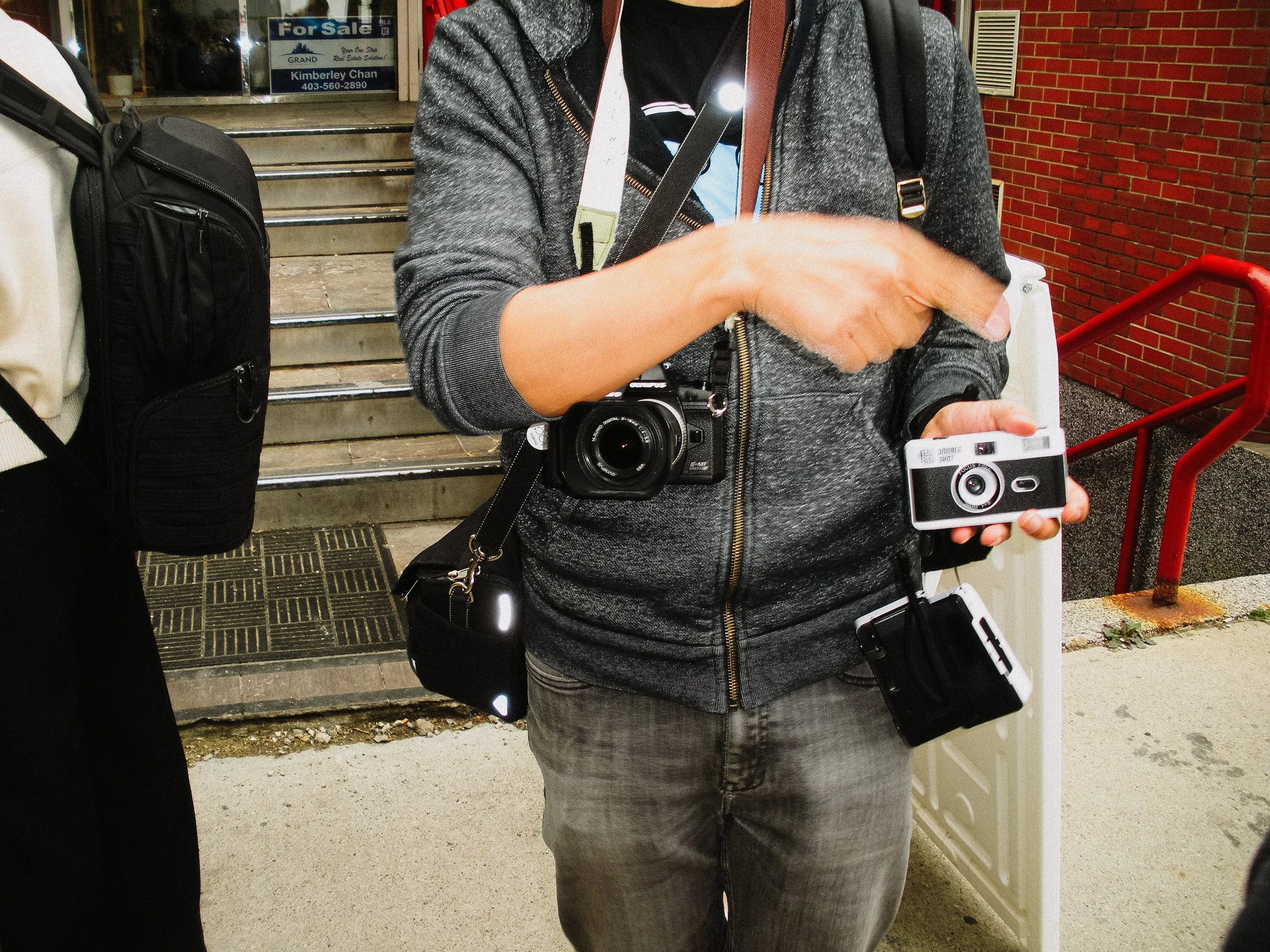 20240914_StreetCalgary_CoolpixS550-47.jpg
