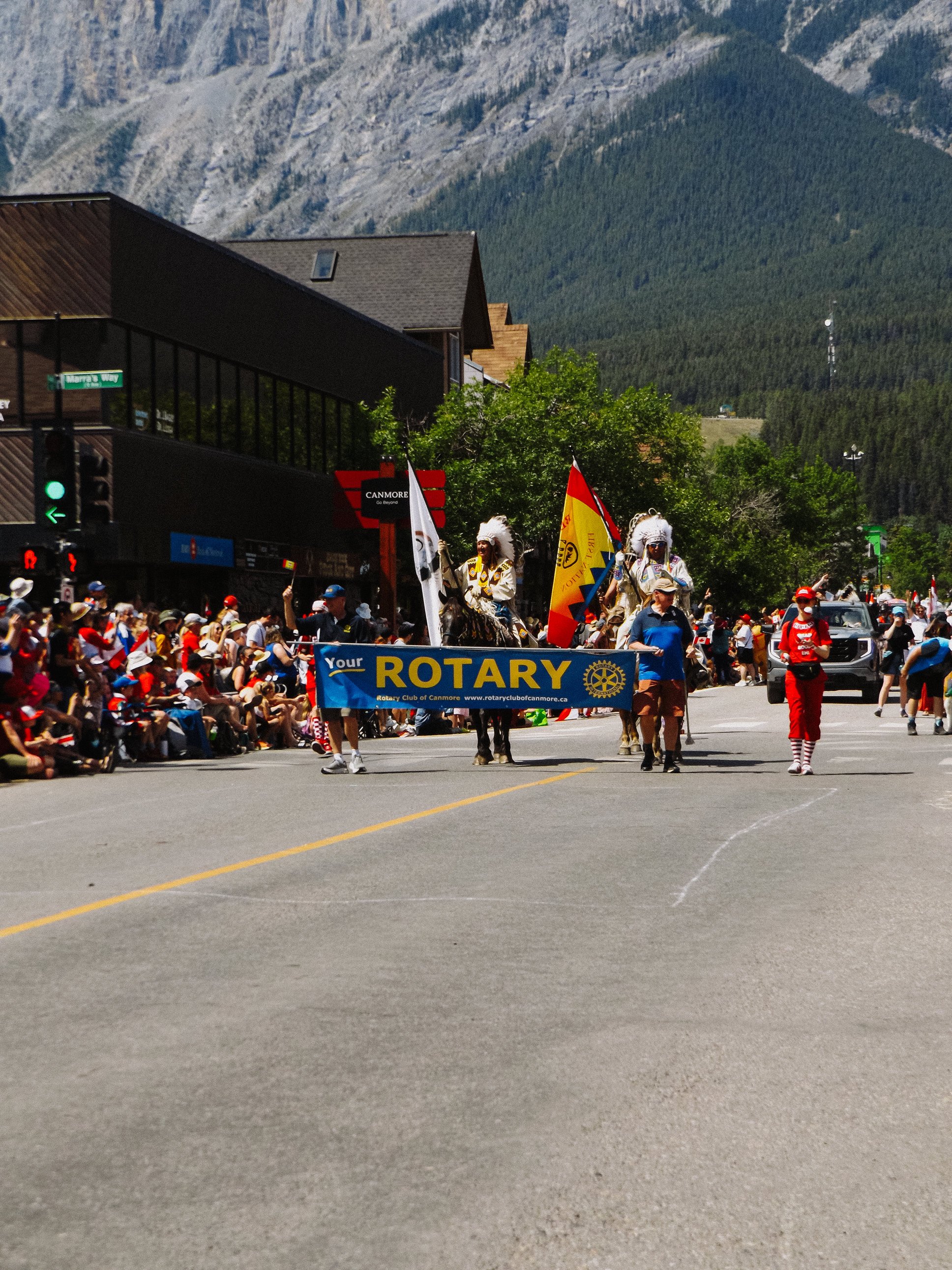 fotografia-de-rua-no-canada-canmore-canada-day-mark-franzen-21.jpg
