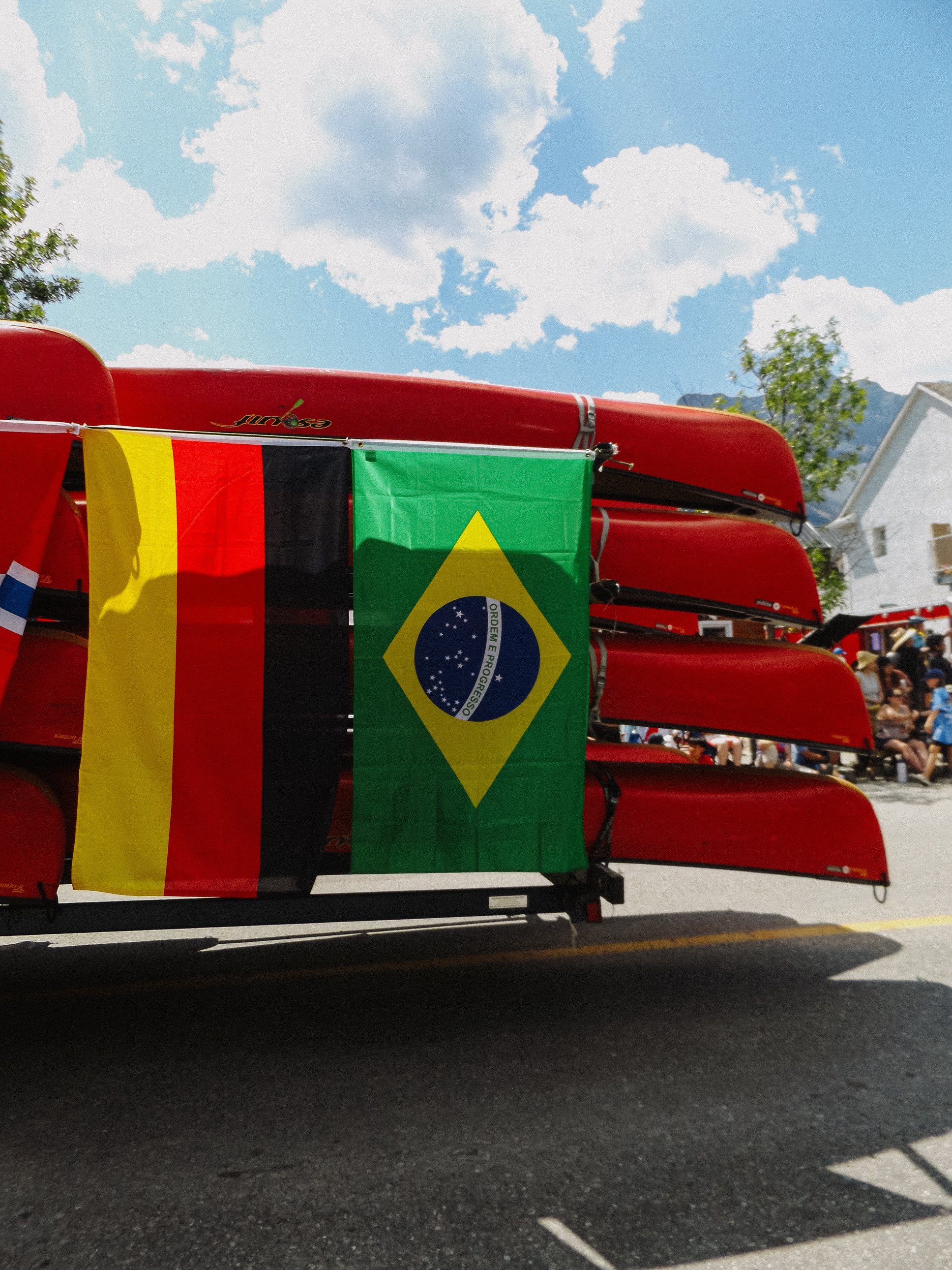 fotografia-de-rua-no-canada-canmore-canada-day-mark-franzen-36.jpg