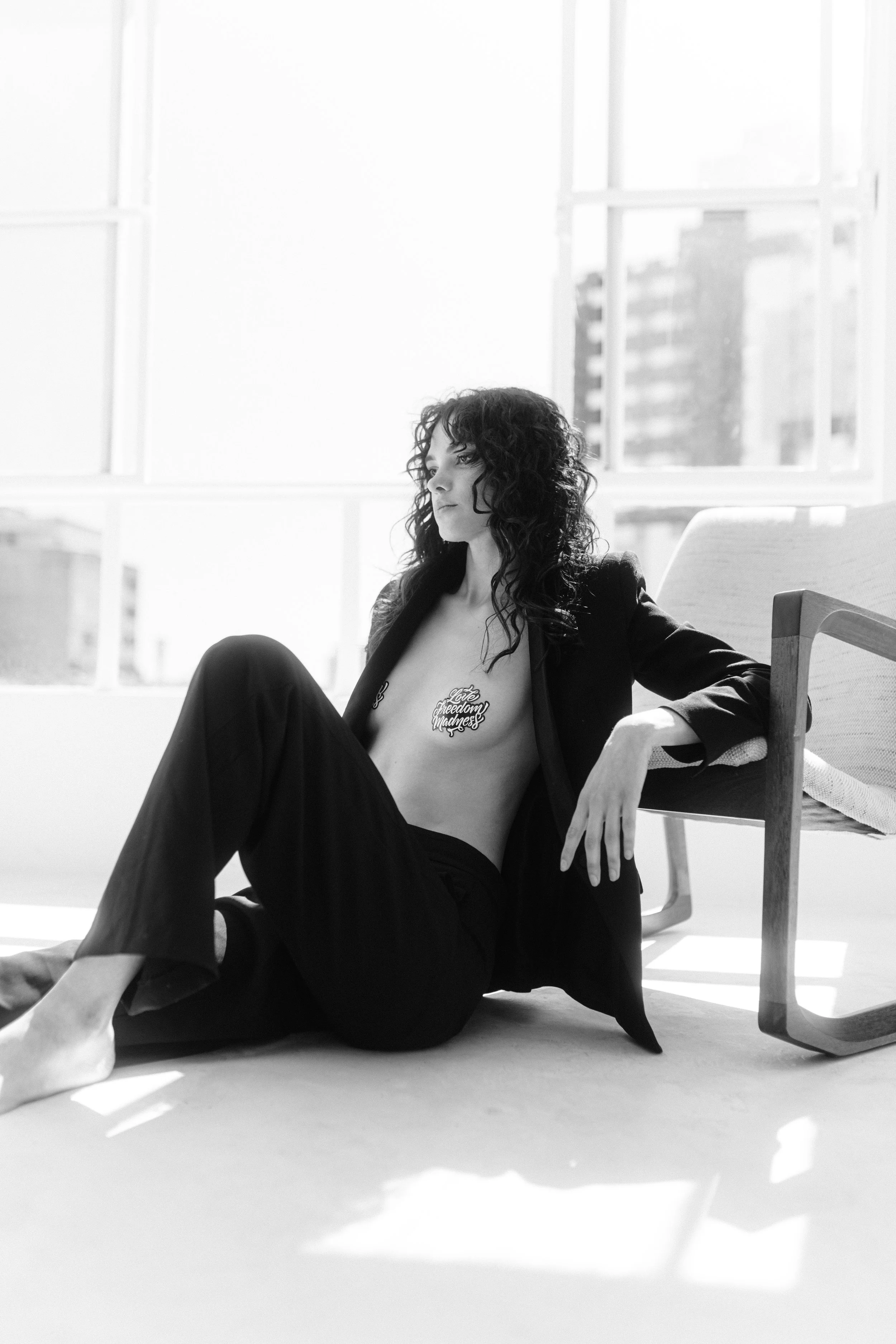 modelo-internacional-fotografia-em-estudio-como-fotografar-mulher-em-estudio-ricardo-franzen-retratos-que-vendem-18.jpg