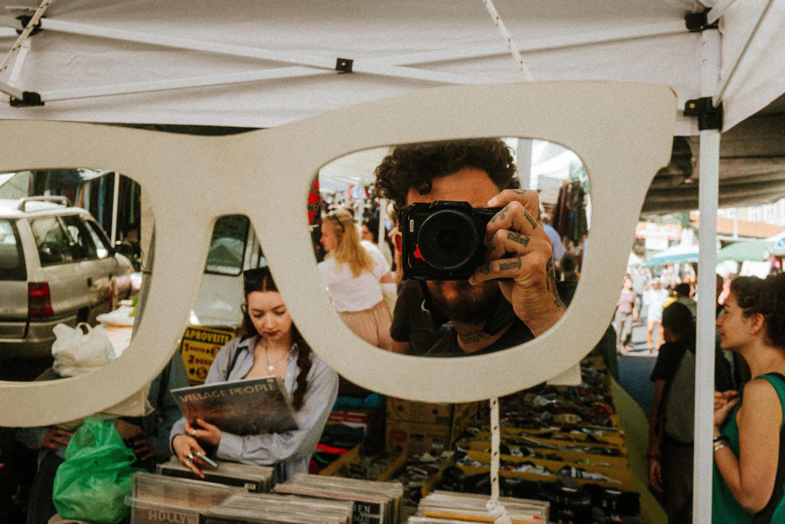 fotografia-de-rua-em-portugal-ricardo-franzen-alice-ricoh-feirinha-em-portugal-feira-lisboa-5.jpg