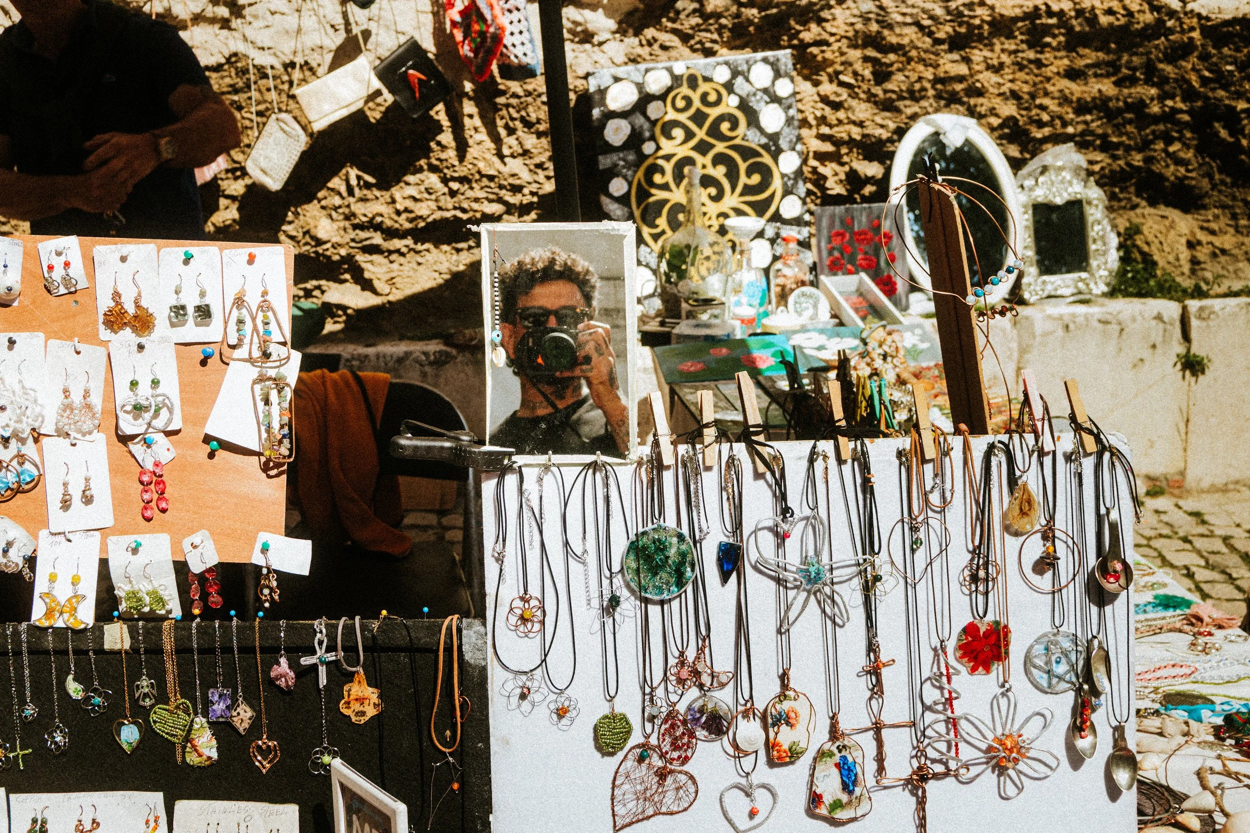 fotografia-de-rua-em-portugal-ricardo-franzen-alice-ricoh-feirinha-em-portugal-feira-lisboa-24.jpg