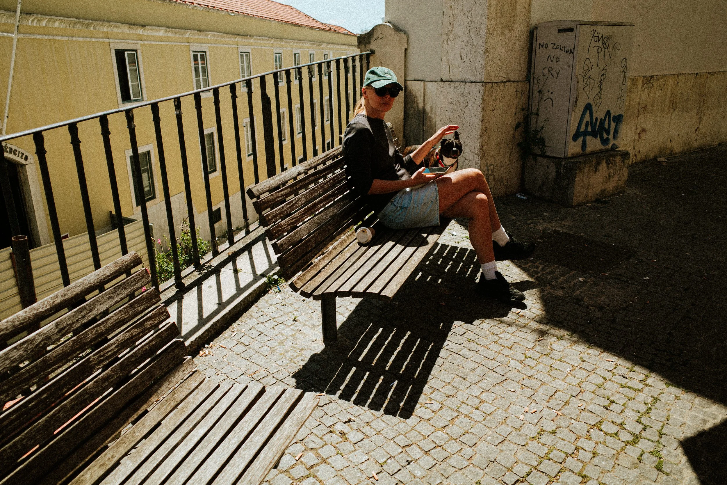 ricoh-gr-3-ricoh-gr-III-ricardo-franzen-fotografia-de-rua-em-lisboa-street-photography-lisbon-como-fotografar-ricardo-franzen-2.jpg