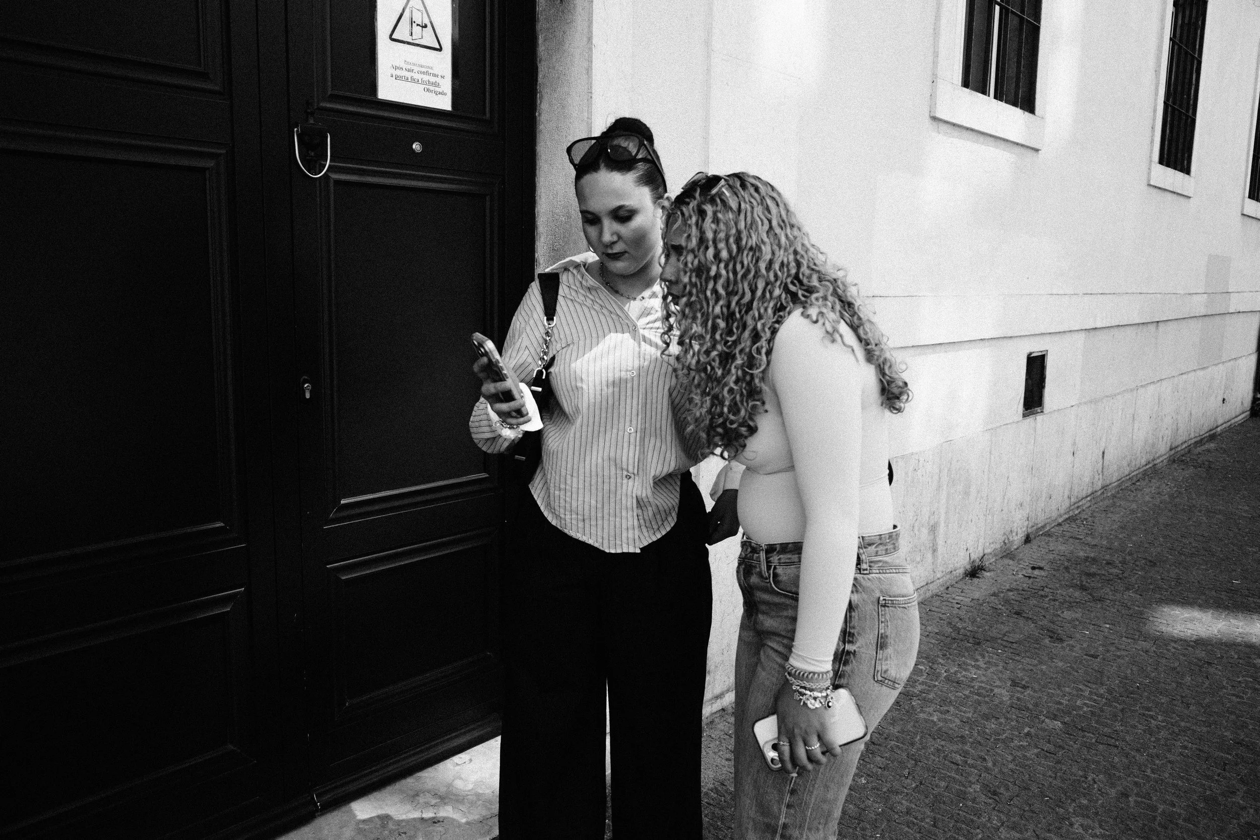 ricoh-gr-3-ricoh-gr-III-ricardo-franzen-fotografia-de-rua-em-lisboa-street-photography-lisbon-como-fotografar-ricardo-franzen-4.jpg