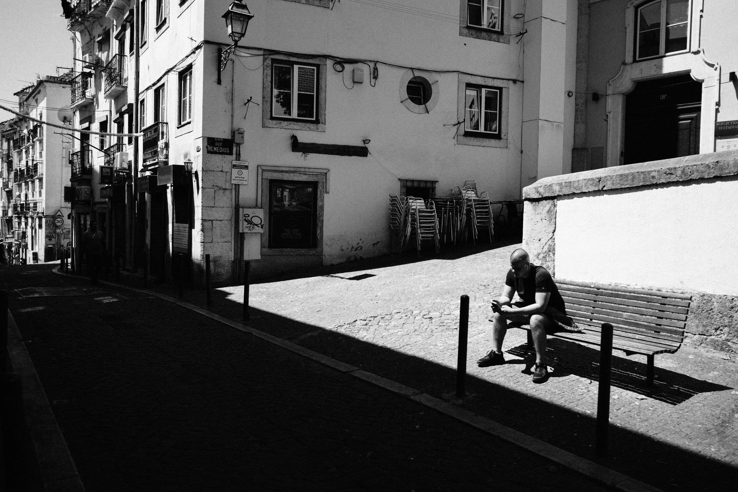 ricoh-gr-3-ricoh-gr-III-ricardo-franzen-fotografia-de-rua-em-lisboa-street-photography-lisbon-como-fotografar-ricardo-franzen-5.jpg