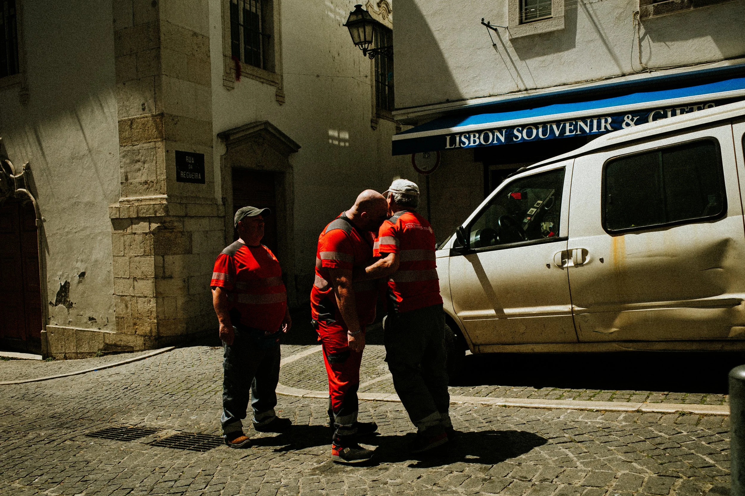 ricoh-gr-3-ricoh-gr-III-ricardo-franzen-fotografia-de-rua-em-lisboa-street-photography-lisbon-como-fotografar-ricardo-franzen-18.jpg