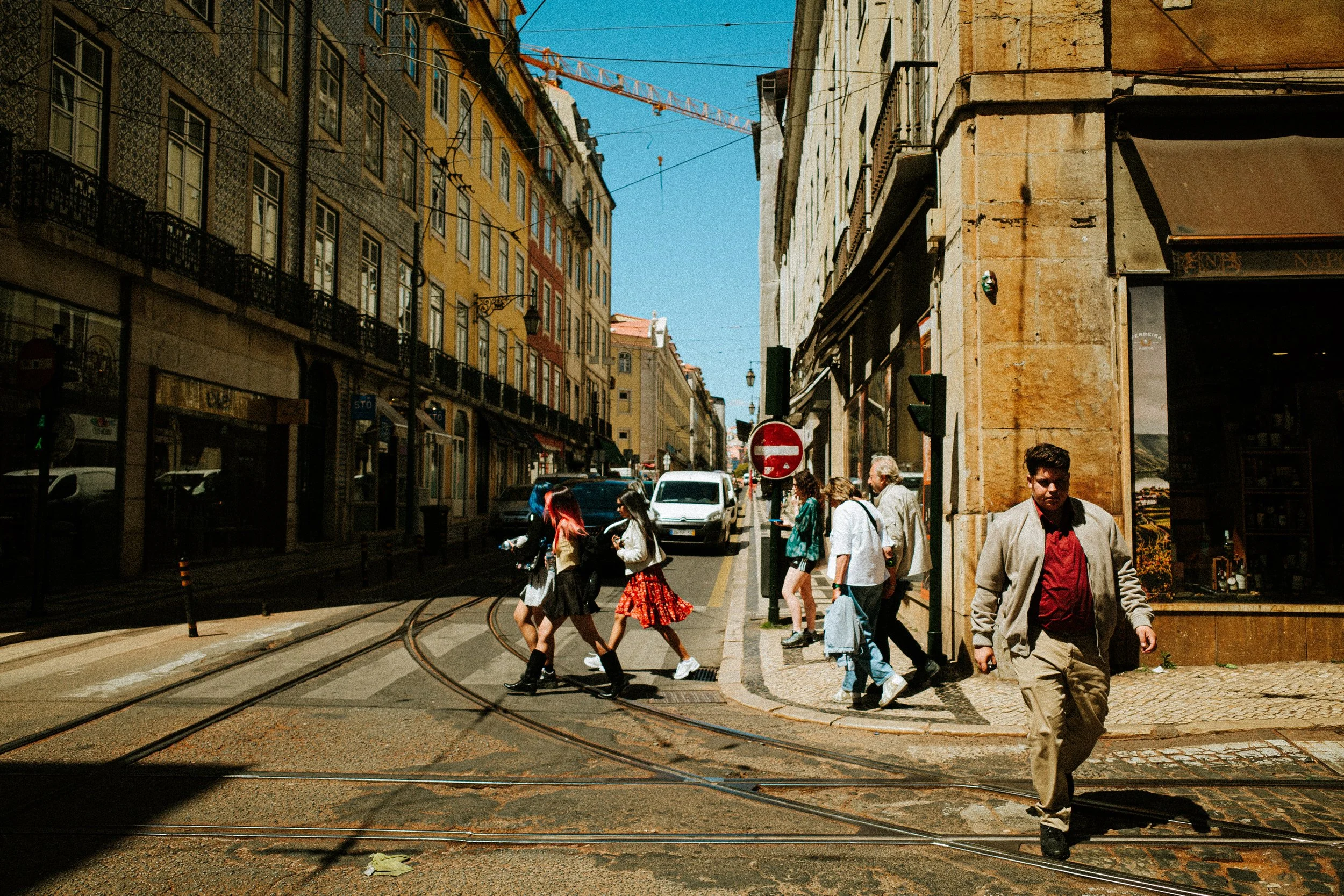 ricoh-gr-3-ricoh-gr-III-ricardo-franzen-fotografia-de-rua-em-lisboa-street-photography-lisbon-como-fotografar-ricardo-franzen-40.jpg