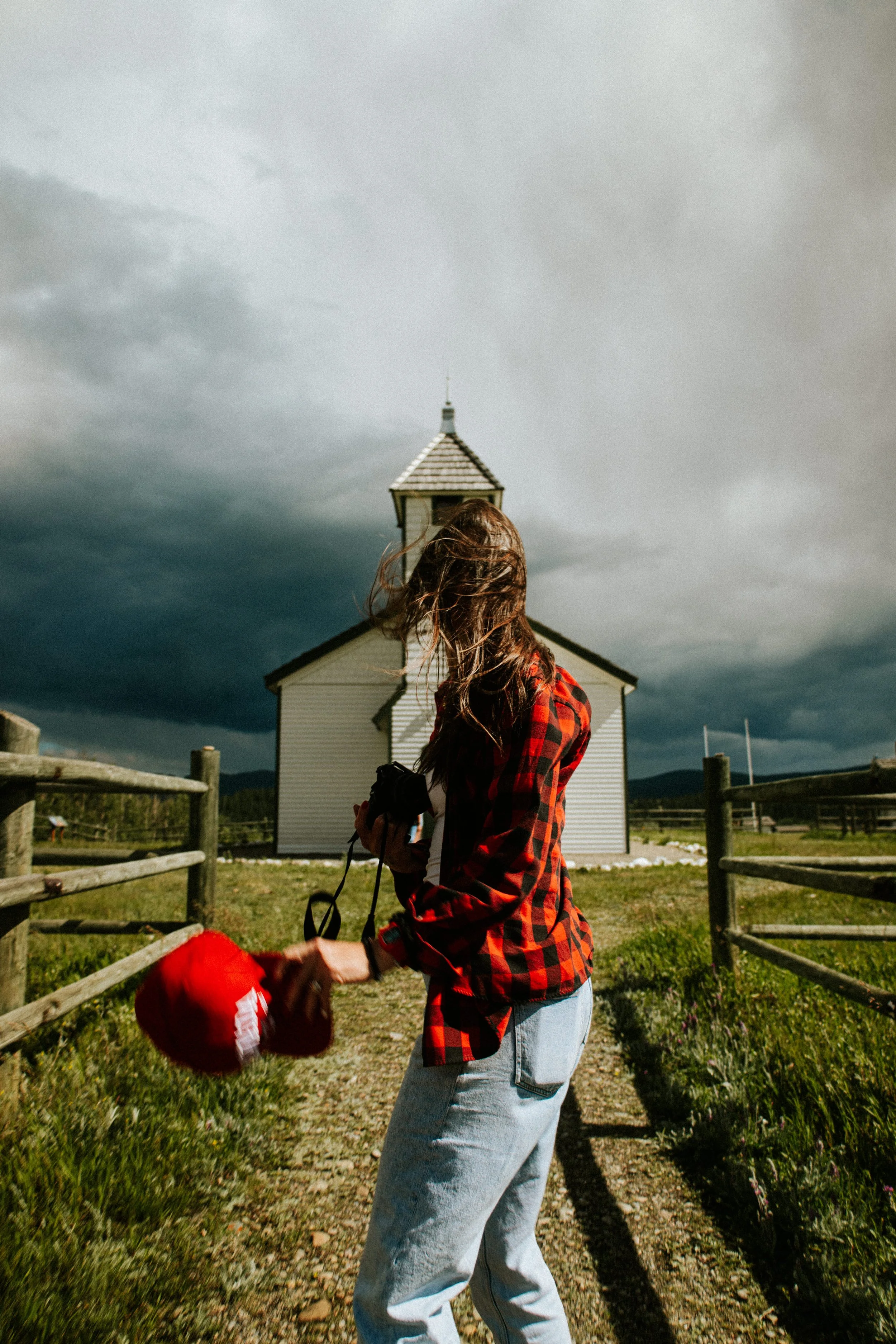 canmore-canada-day-ricardo-franzen-filmmaker-priscila-nightingale-photographer-vida-no-canada-roadtrip-132.jpg