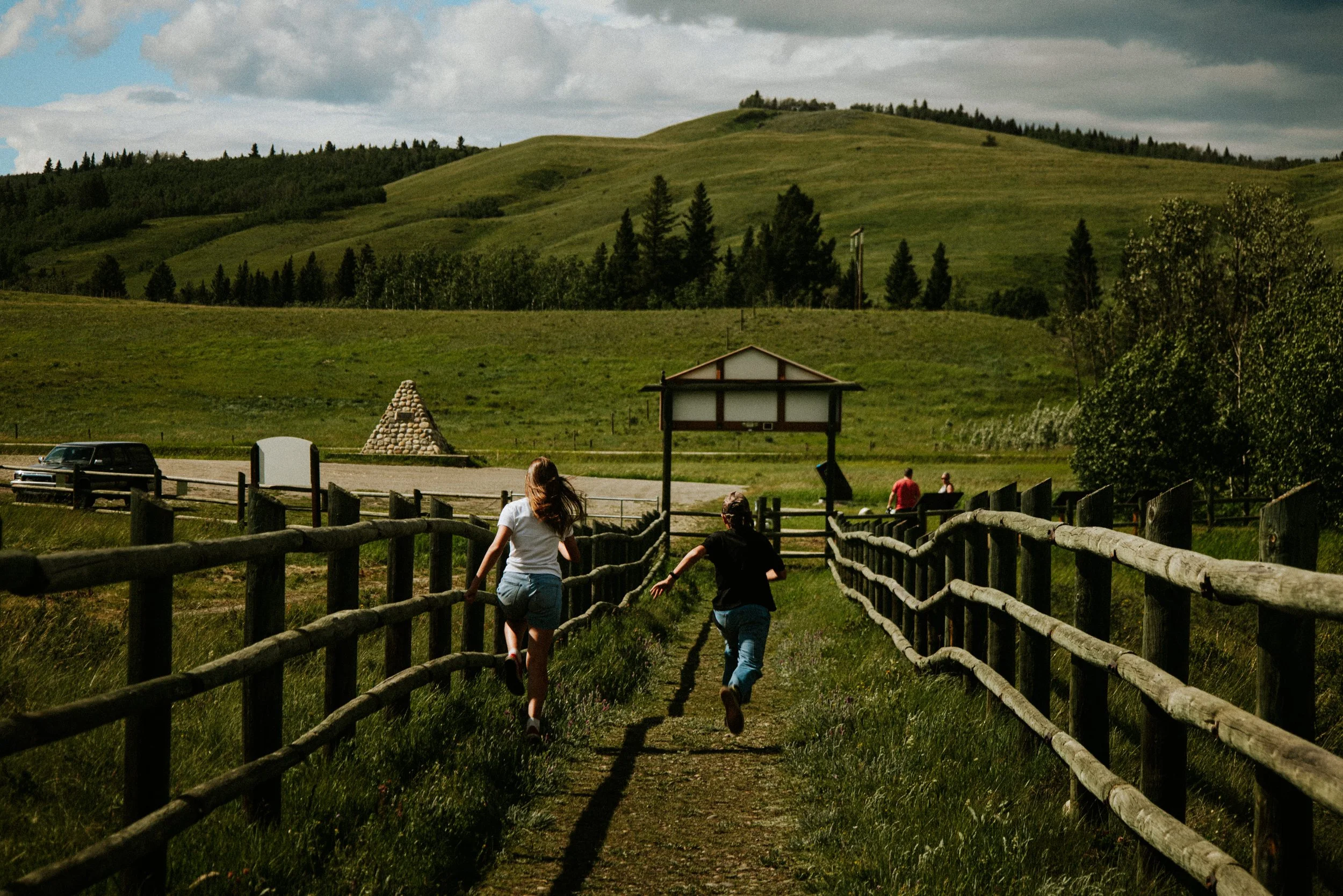 canmore-canada-day-ricardo-franzen-filmmaker-priscila-nightingale-photographer-vida-no-canada-roadtrip-153.jpg