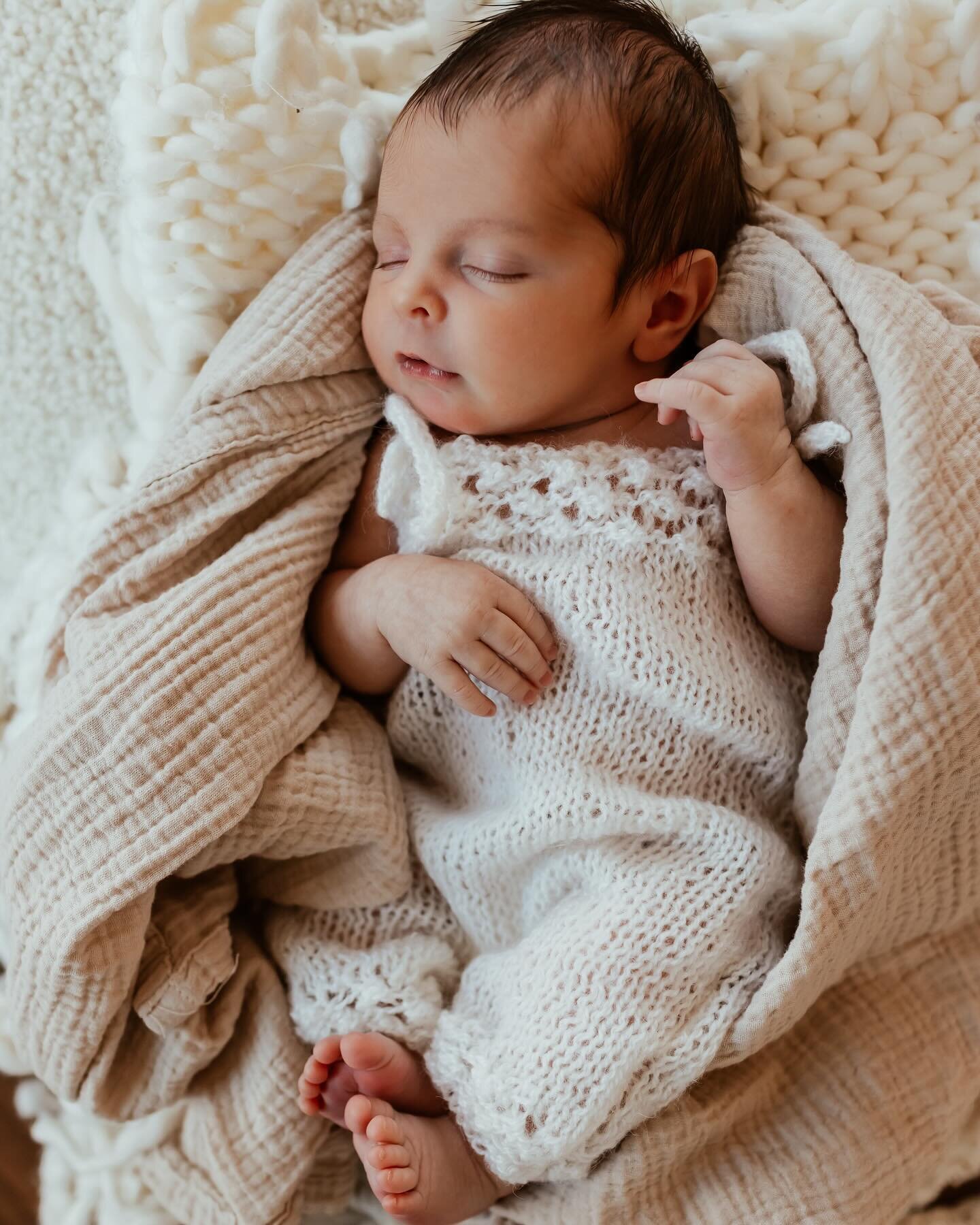 The crazy thing about the newborn stage is that every single day those little babies change right before your eyes. They grow and develop so quickly in the beginning and it&rsquo;s so hard to savor it because you&rsquo;re so utterly exhausted. If you