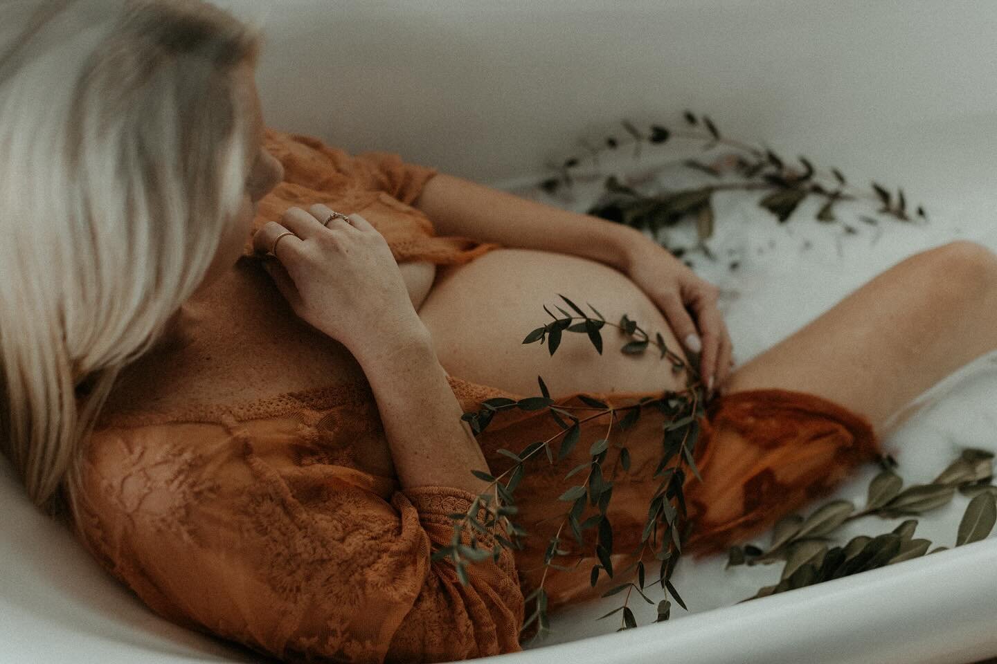 Your pregnancy is worth celebrating. It&rsquo;s a time of huge transformation and I know it doesn&rsquo;t always feel so beautiful. But you are carrying and nurturing a life. Not everyone gets to experience this. The unglamorous, uncomfortable, and i