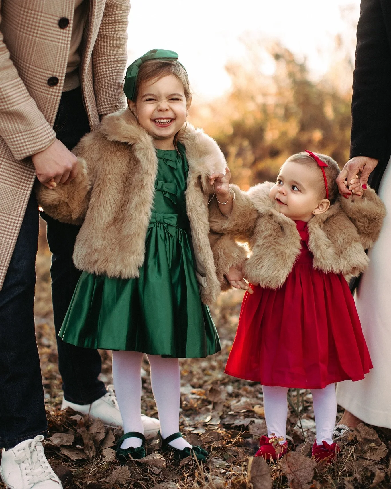 Favoritism confession- the little girl in green is one of my all time favorite kids (that&rsquo;s not my own of course lol). She is ridiculously cute with the best personality and I adore her 😍😍 

#njfamily #newjerseyfamilyphotographer #njfamilypho