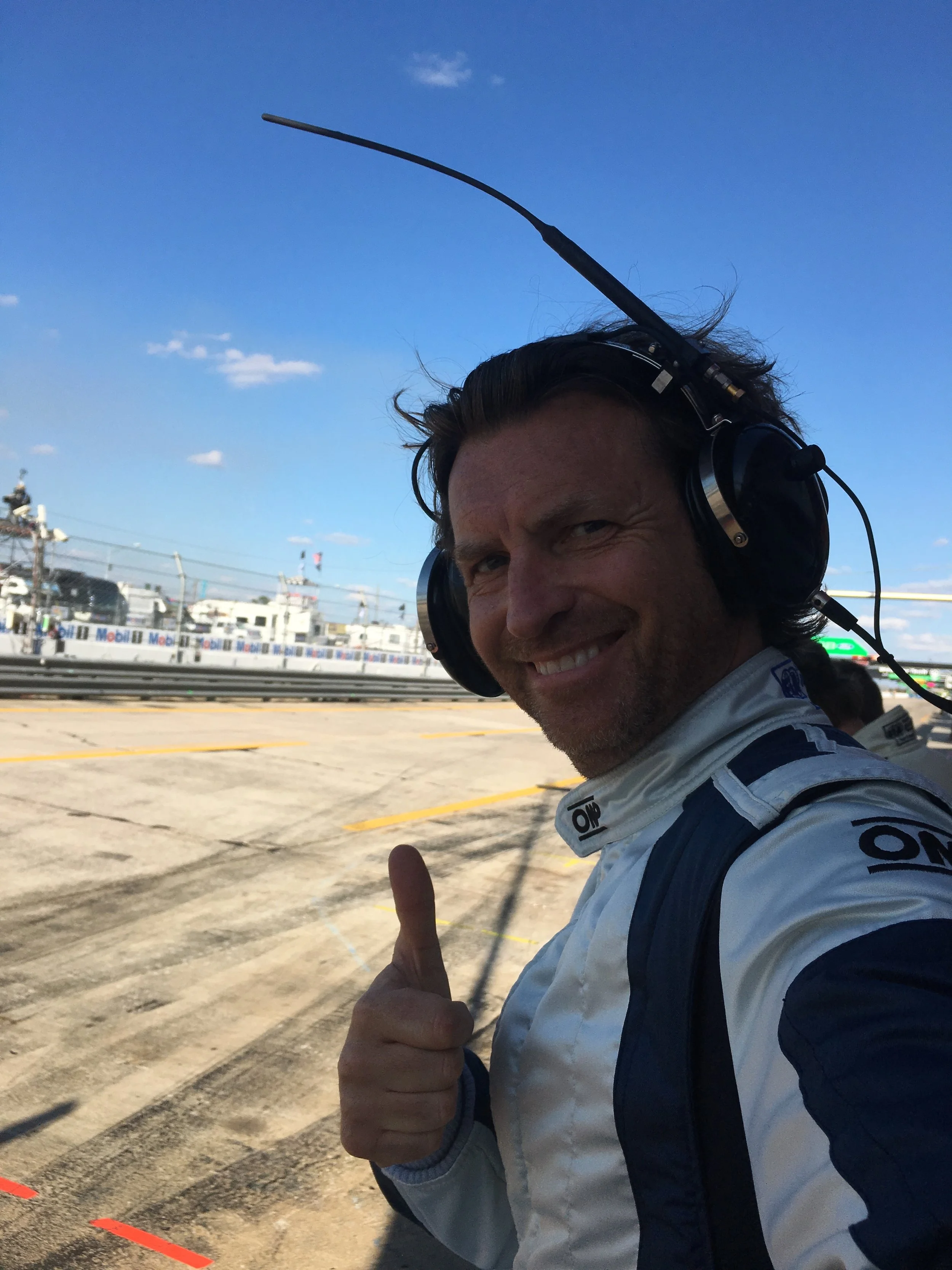 Bit of a selfie here - very proud of my new OMP race sit. Thanks guys for making me look racey not retired..:)