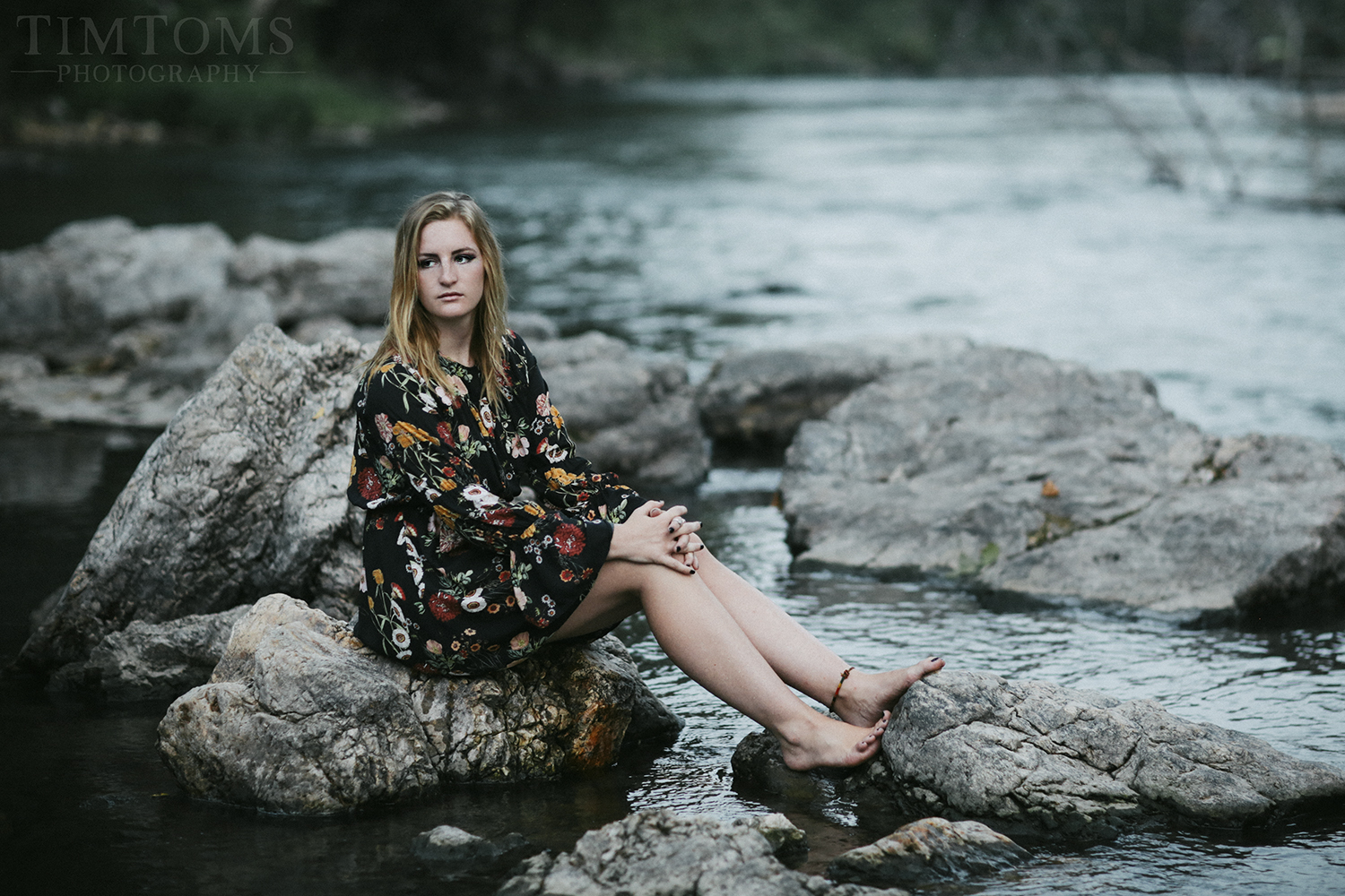  Senior Portrait Photographer Joplin Missouri grand falls in the water floral 