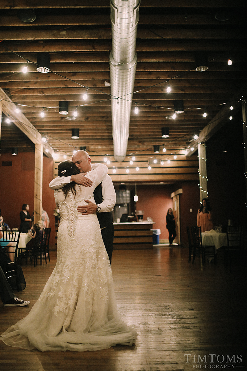  425 Downtown Springfield Missouri Wedding  