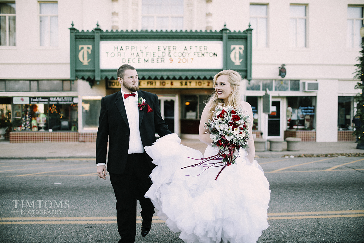  Downtown Miami Oklahoma Wedding 