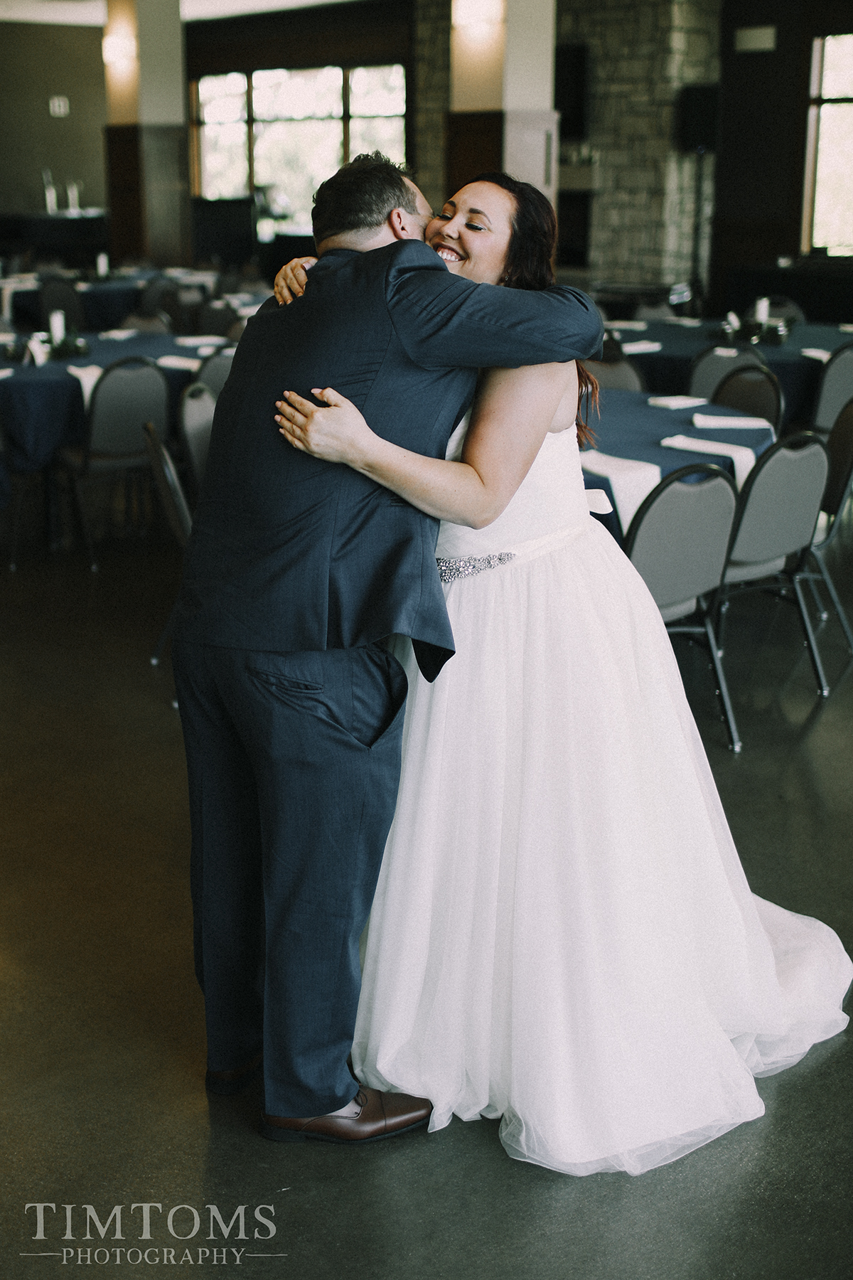  first look bride and groom ironhorse golf club kansas city 