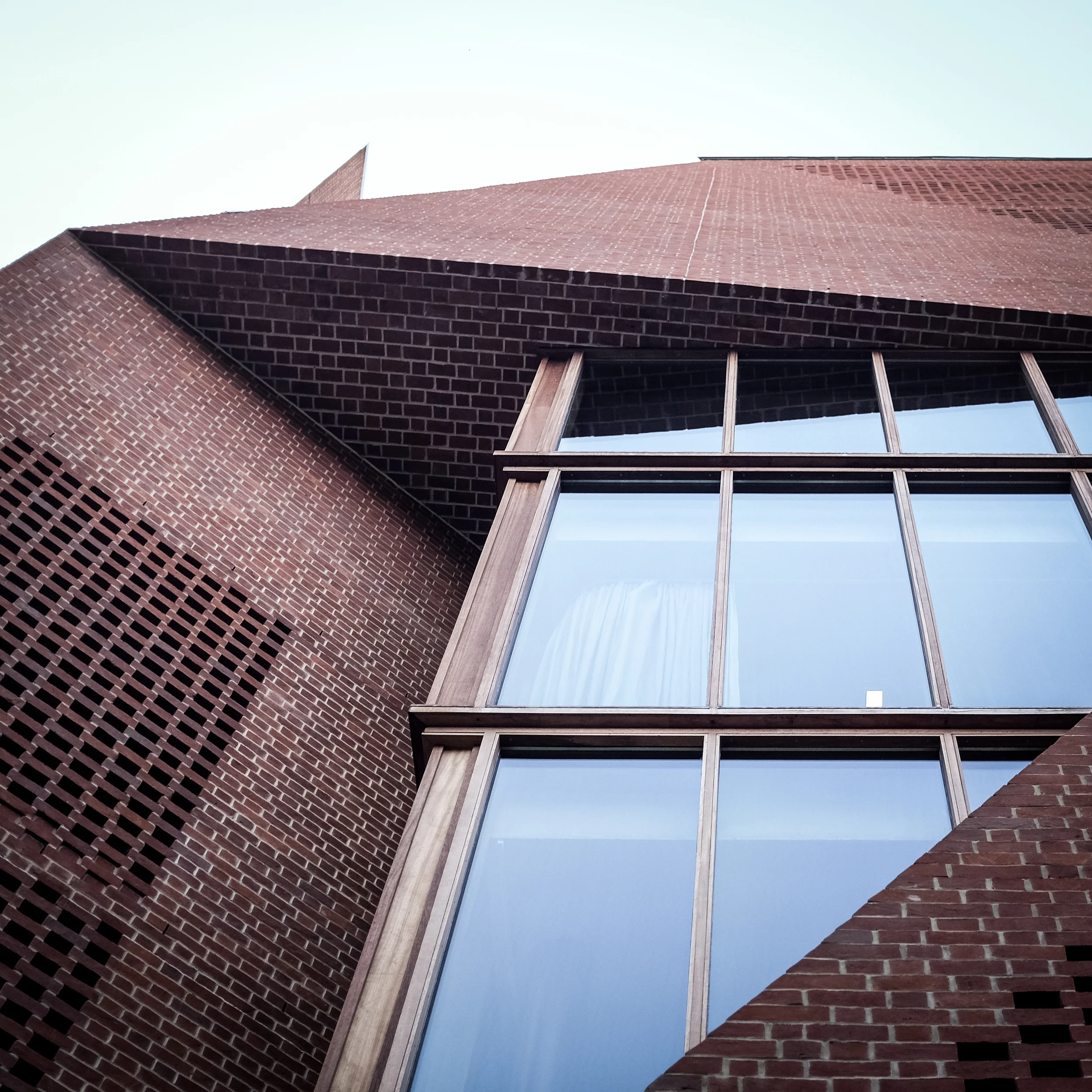 London School of Economics: Saw Swee Hock Student Centre