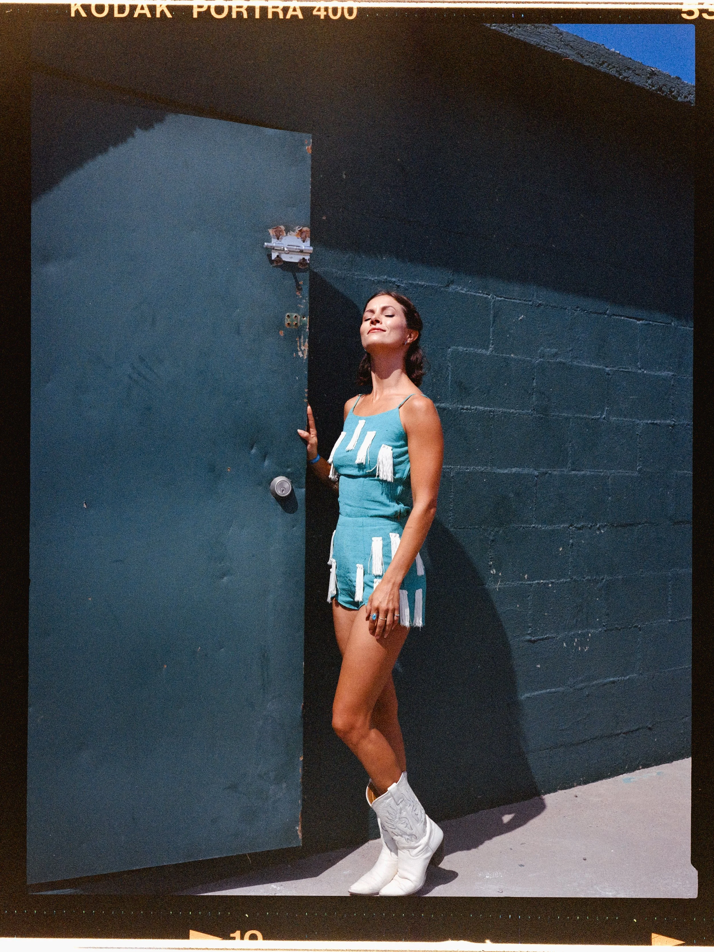 JLY_Marfa2023_Portra400-20.jpg