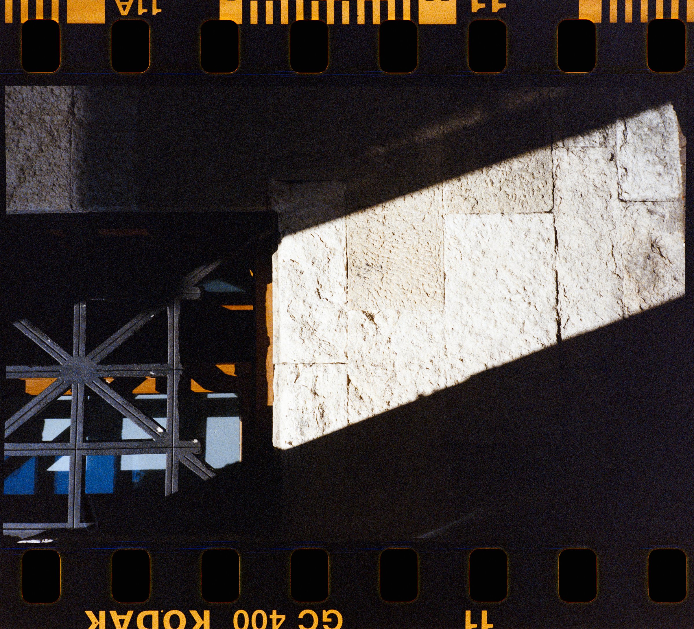 KODAK 400 (9 of 35).jpg