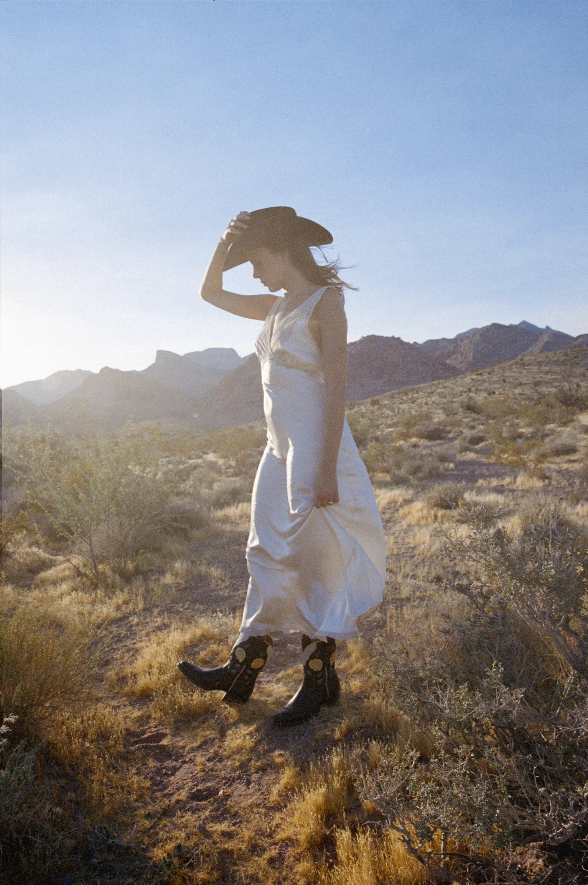 JackieLeeYoung_Tecovas_WeddingBellsLasVegas_CROP-2-4-2.jpg