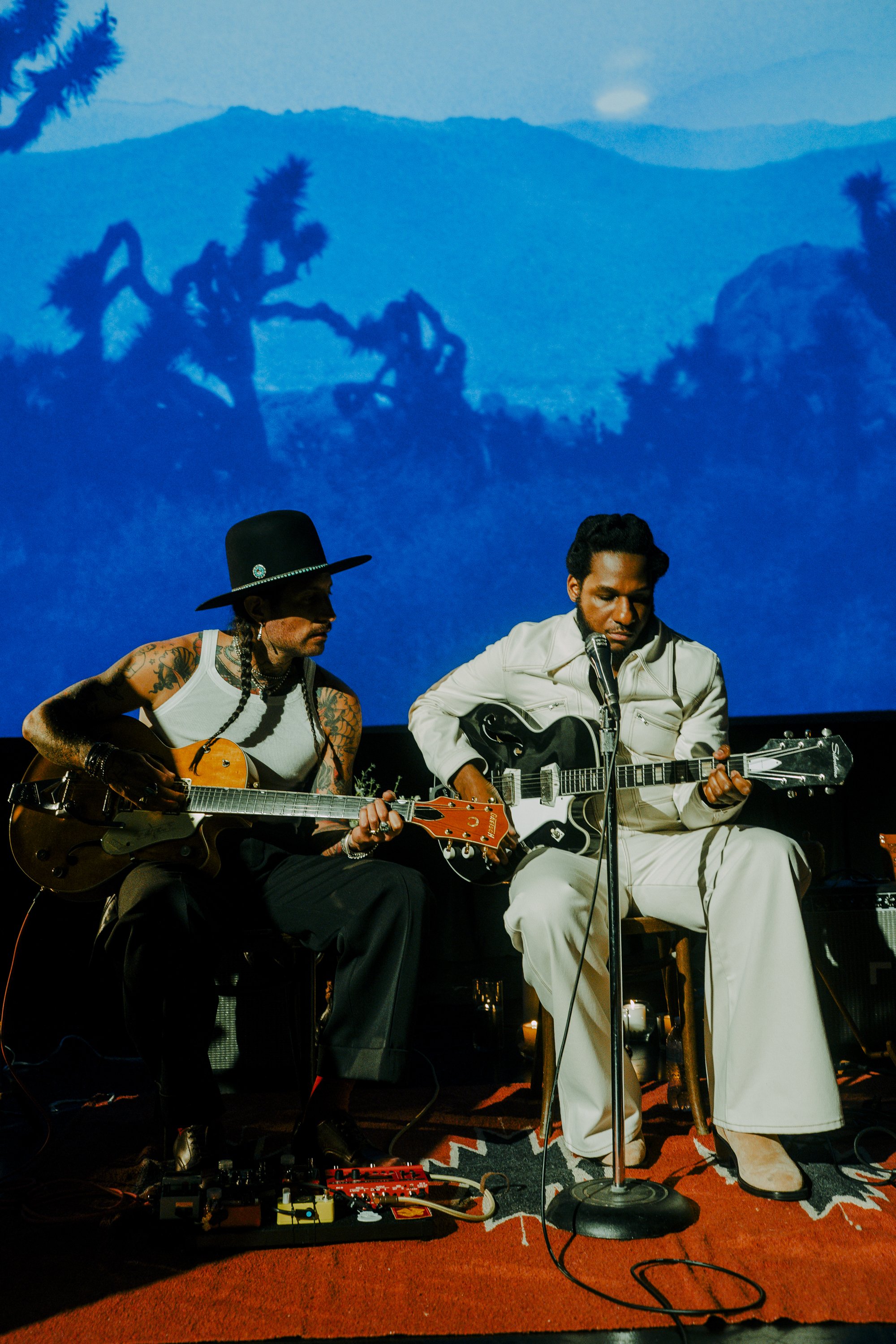 JLY_HermanosGutierrez_LeonBridges_ElegantlyWastedVideoStills_5.12.25-03479.jpg