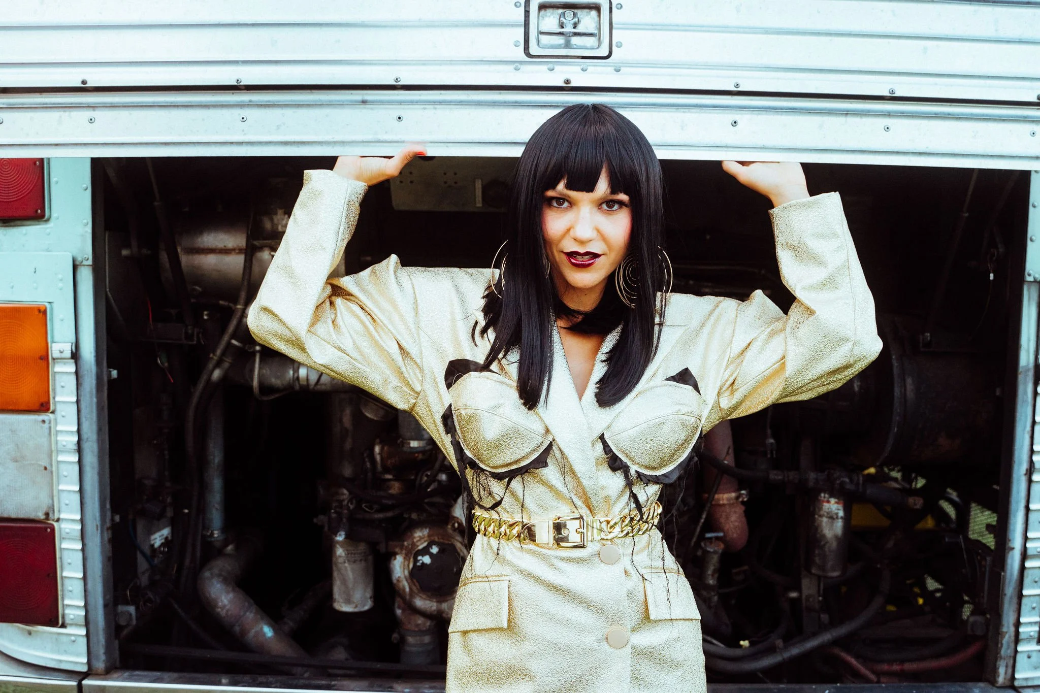 JLY_LeezyPortraits_Khruangbin-02600.jpg