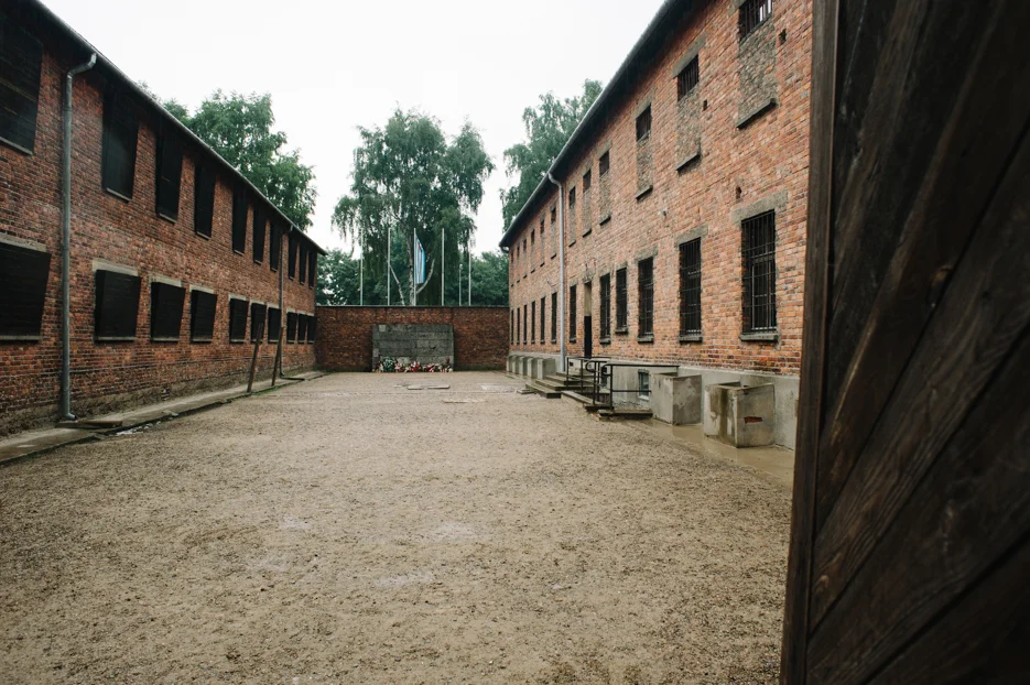 The wall in the center of the frame was used specifically as a backdrop for public executions.