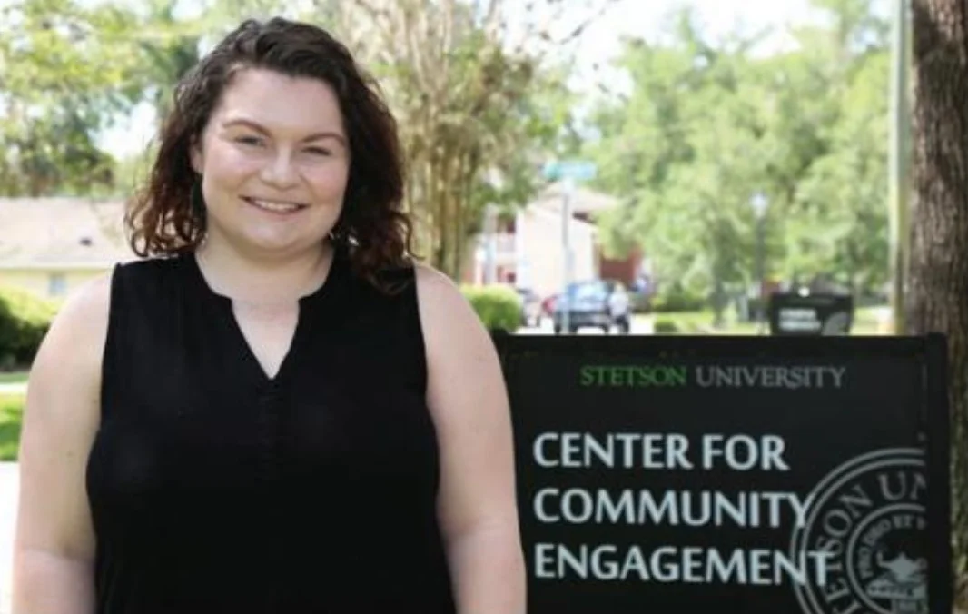 Amber Finnicum-Simmons ’16, community impact coordinator at Stetson’s Center for Community Engagement