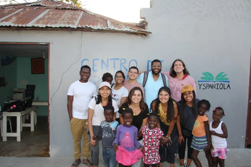 Elizabeth (second row, third from left) enjoying a visit from the Patrick Healy Fellows at Georgetown University