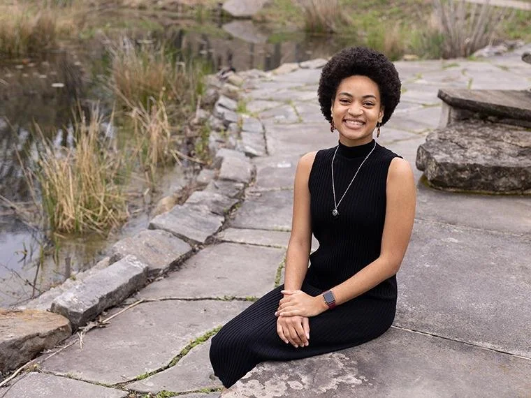 Oberlin Bonner Vera Grace Menafee Receives Ping Student Service Award